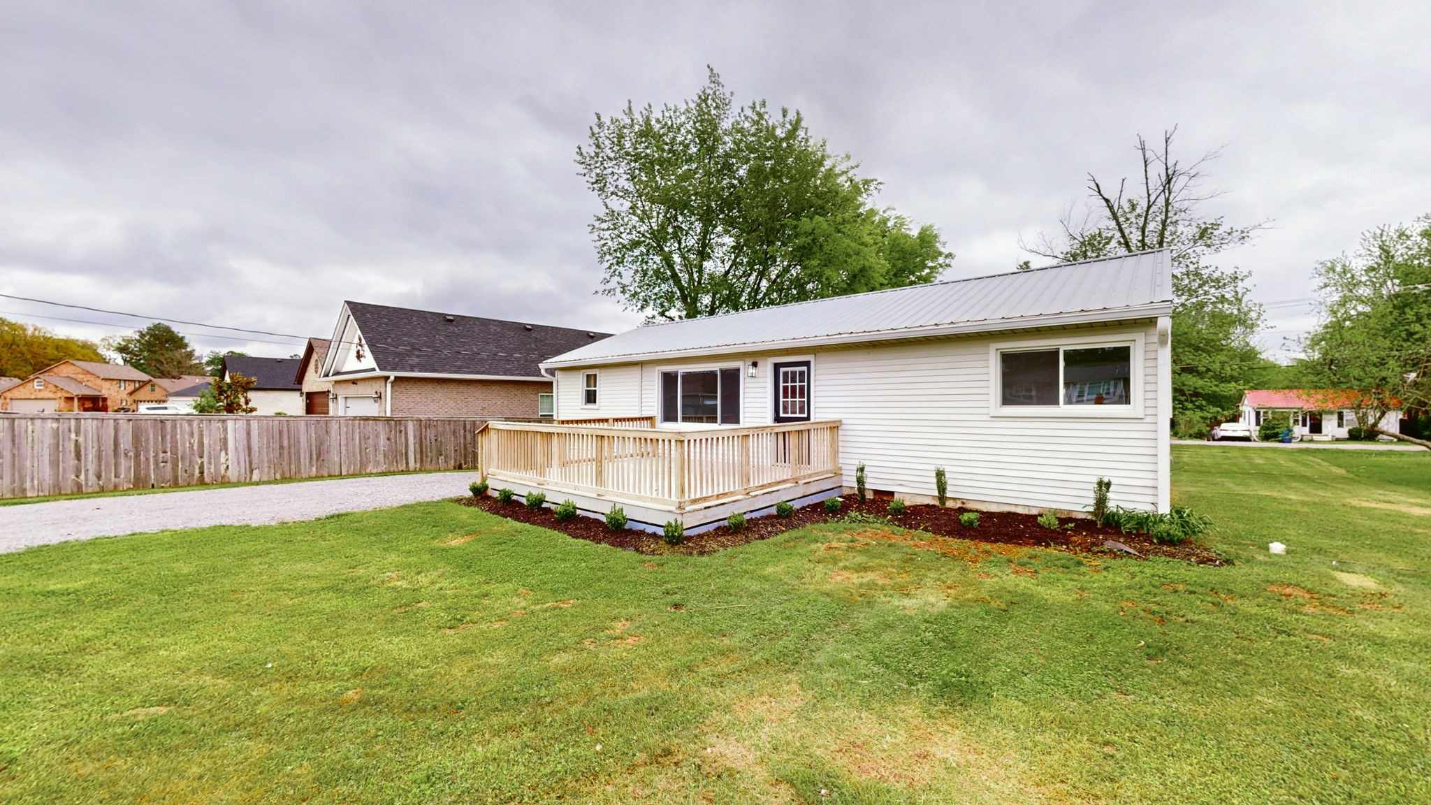 240 Edgemont Dr