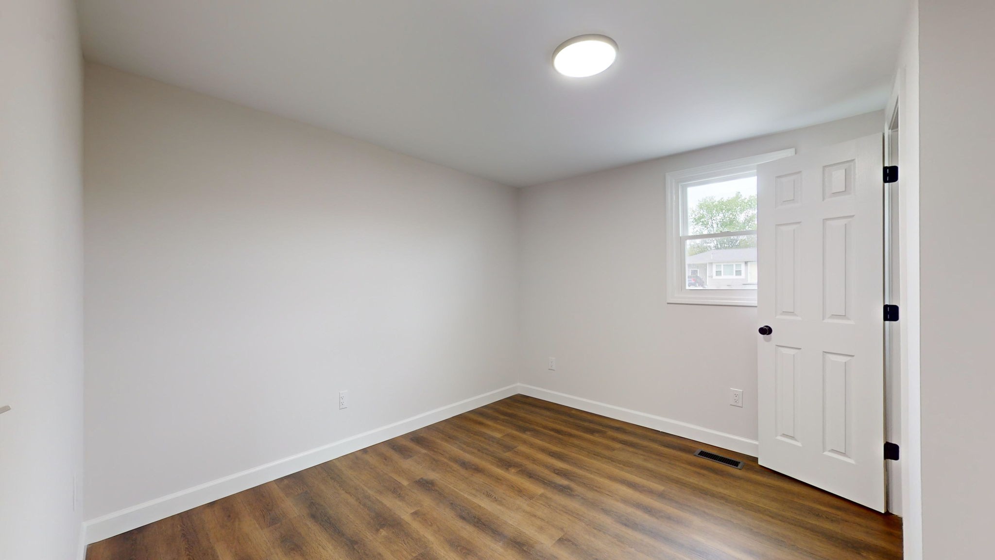 240 Edgemont Dr