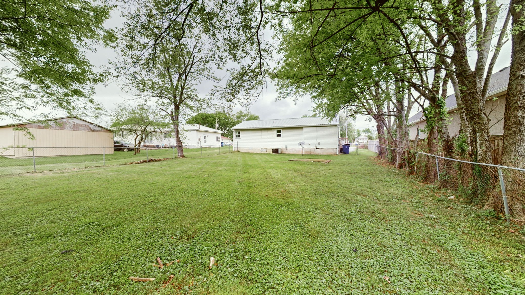 240 Edgemont Dr
