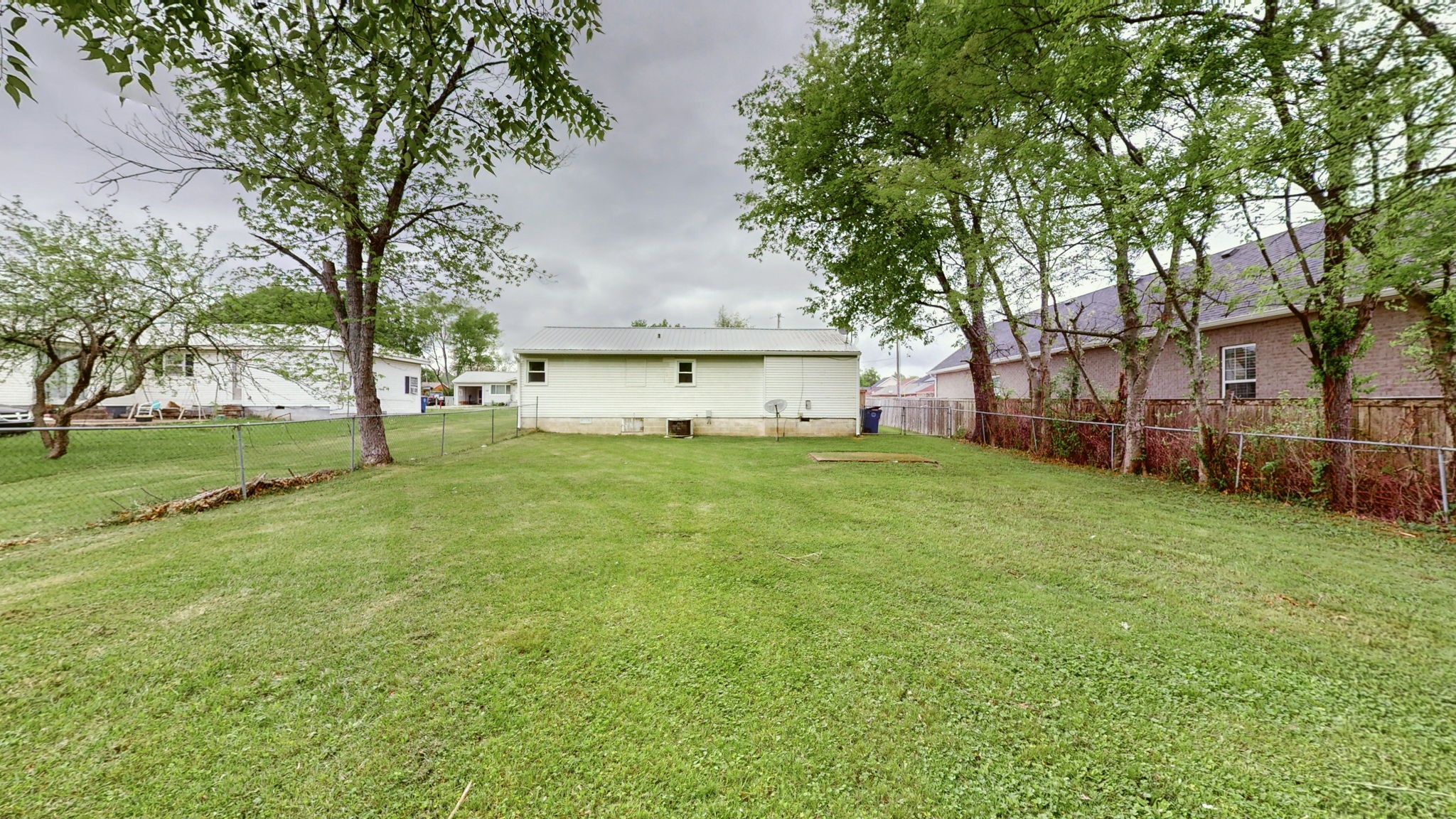 240 Edgemont Dr