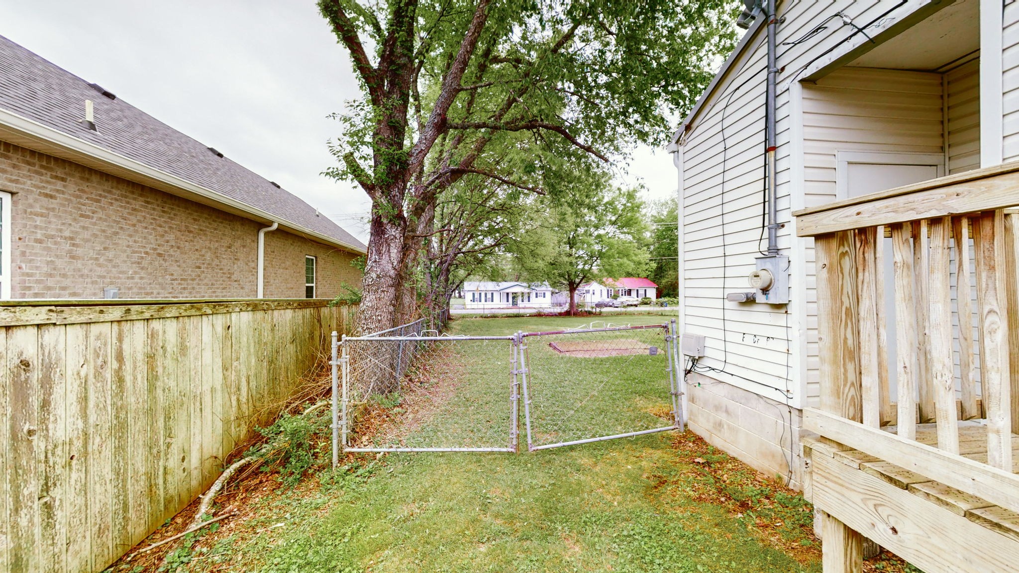 240 Edgemont Dr