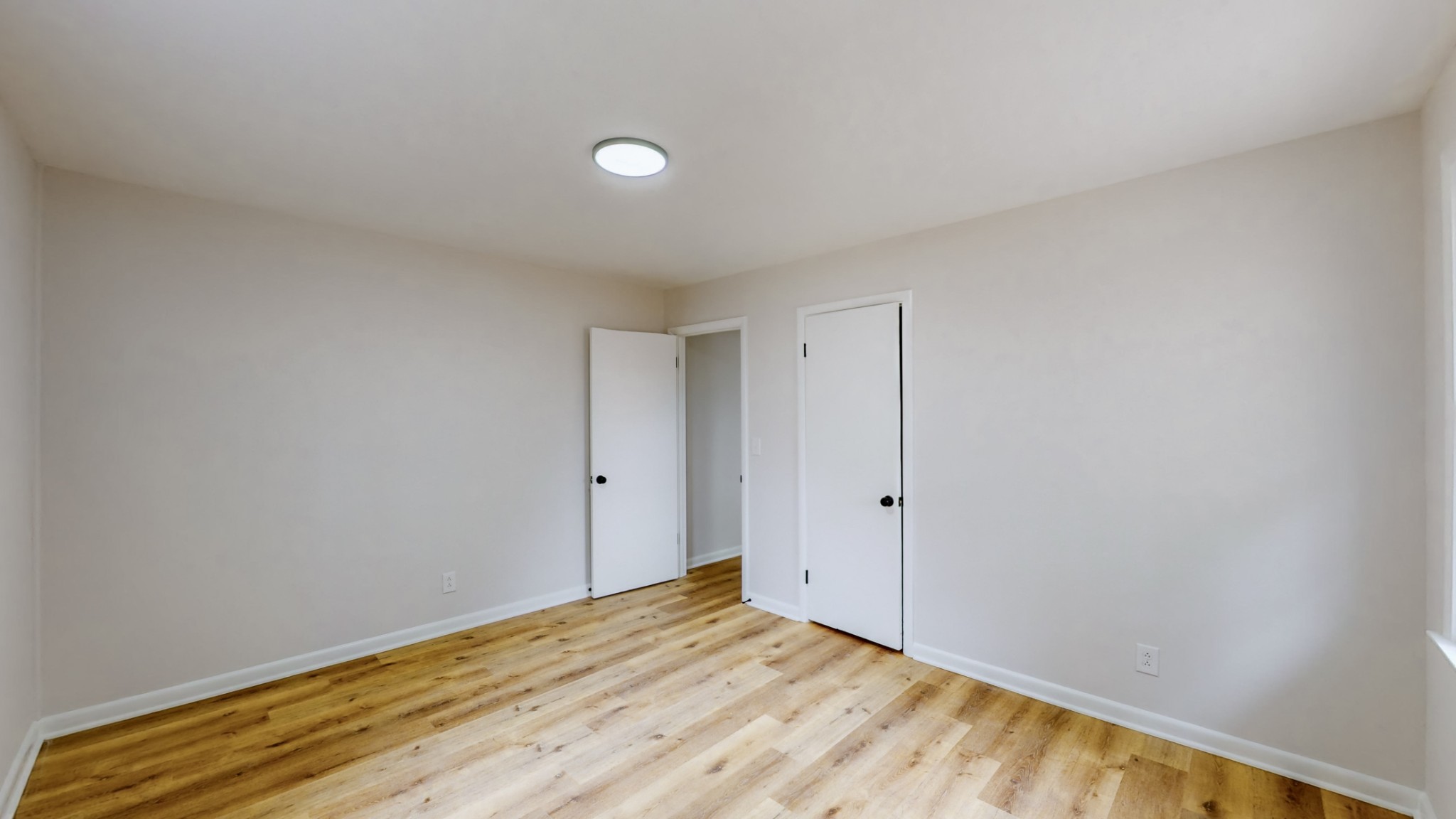 223 Davis St