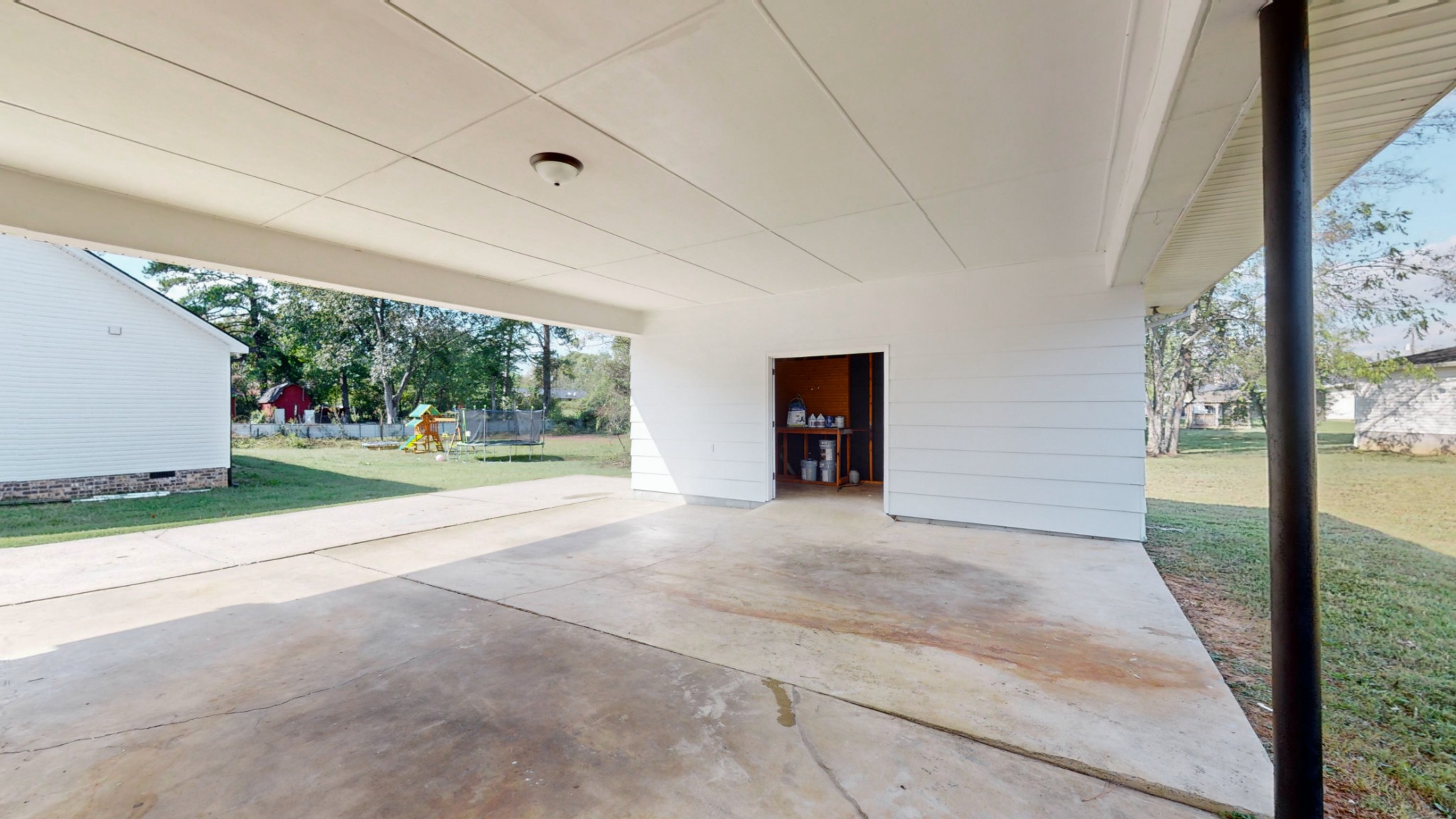 223 Davis St