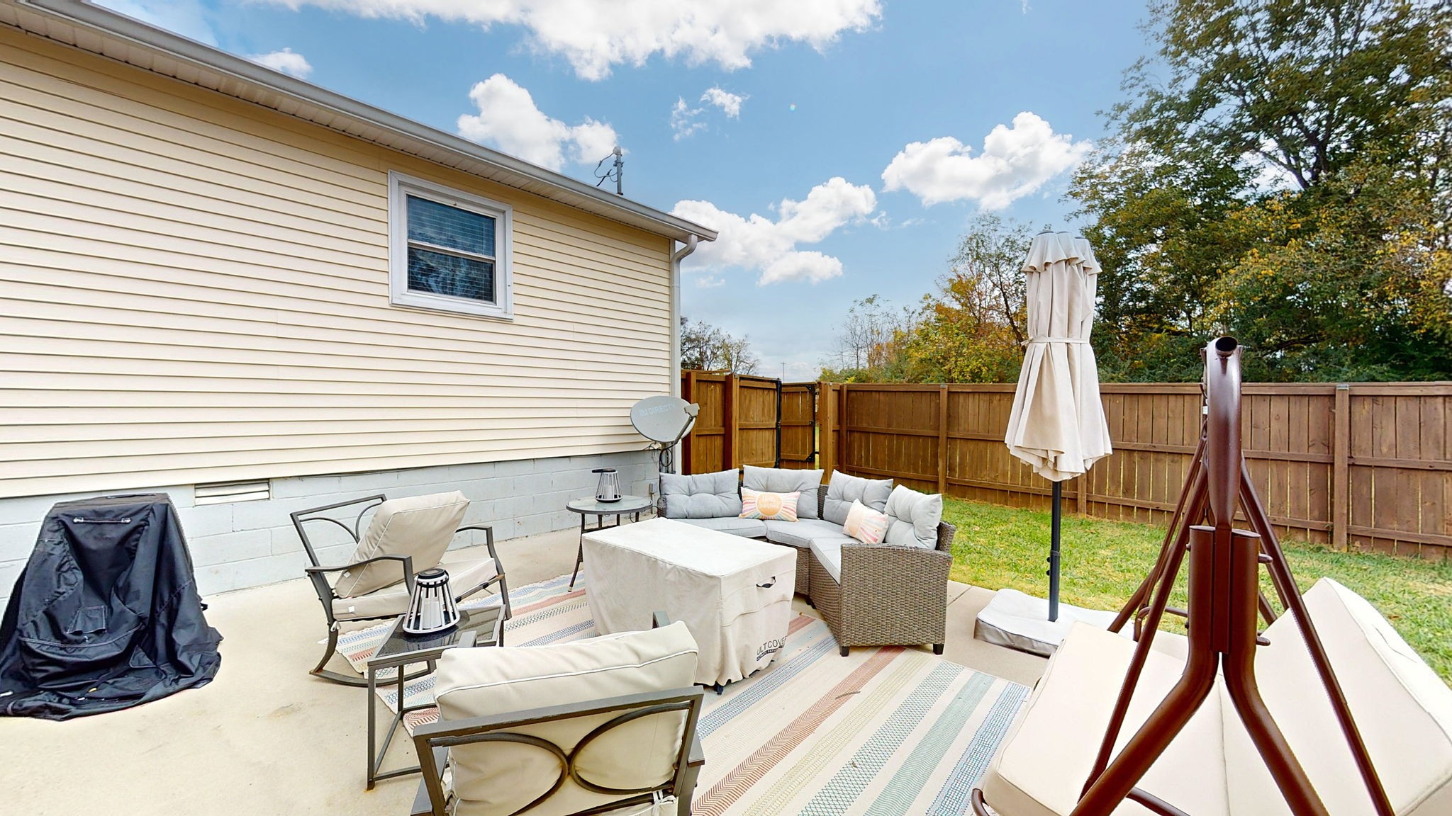 102 Stardust Dr