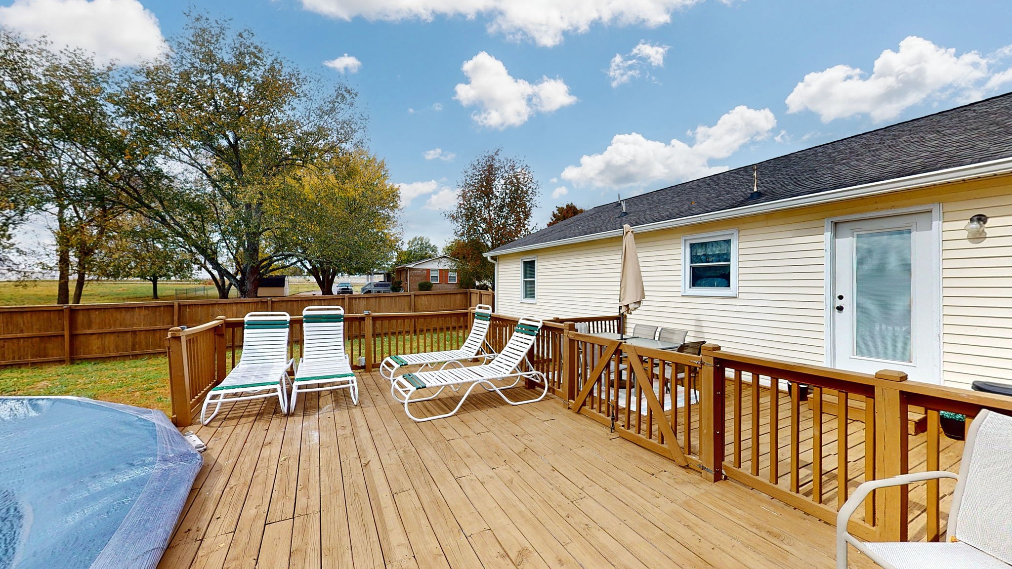 102 Stardust Dr