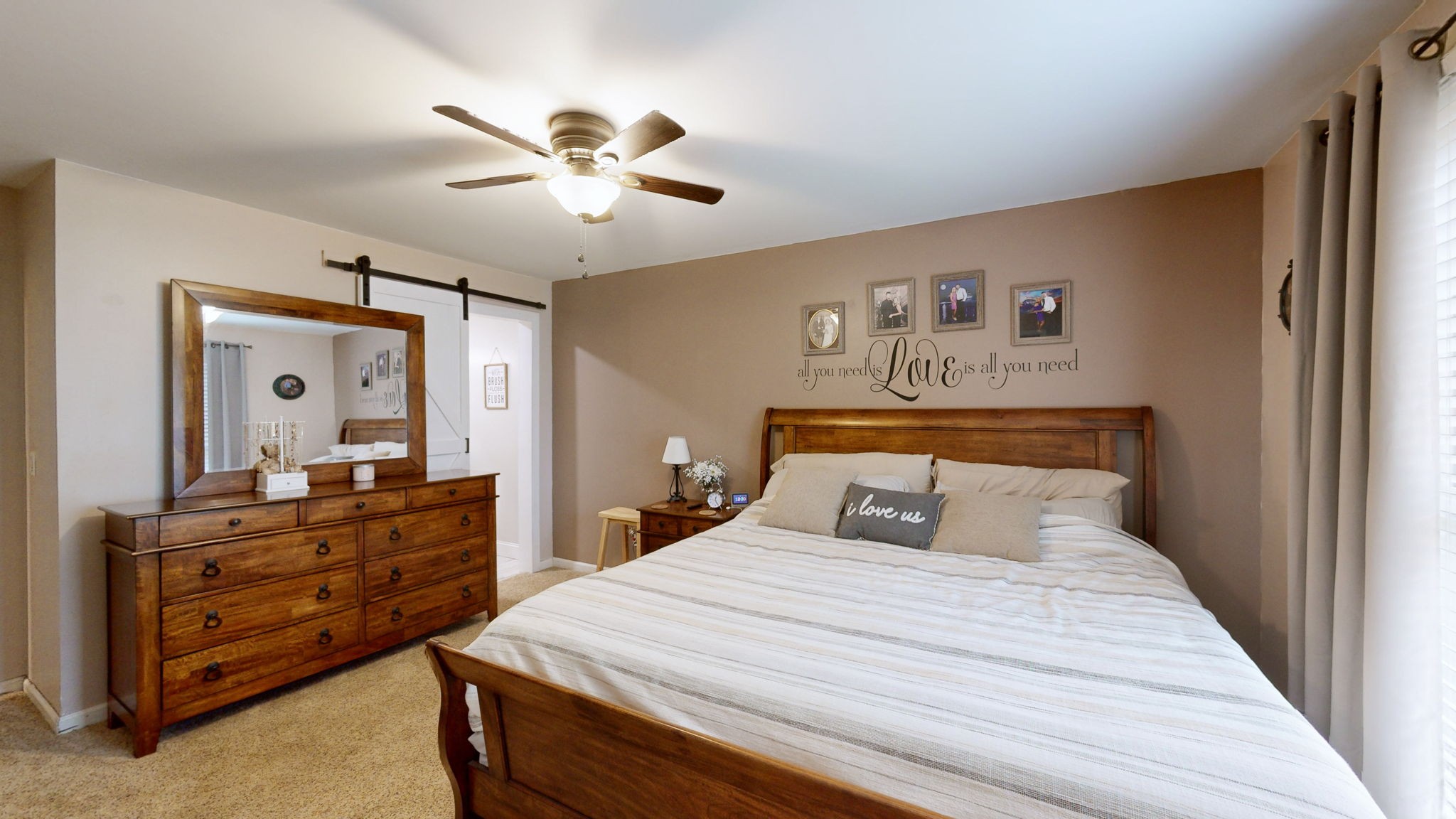 102 Stardust Dr