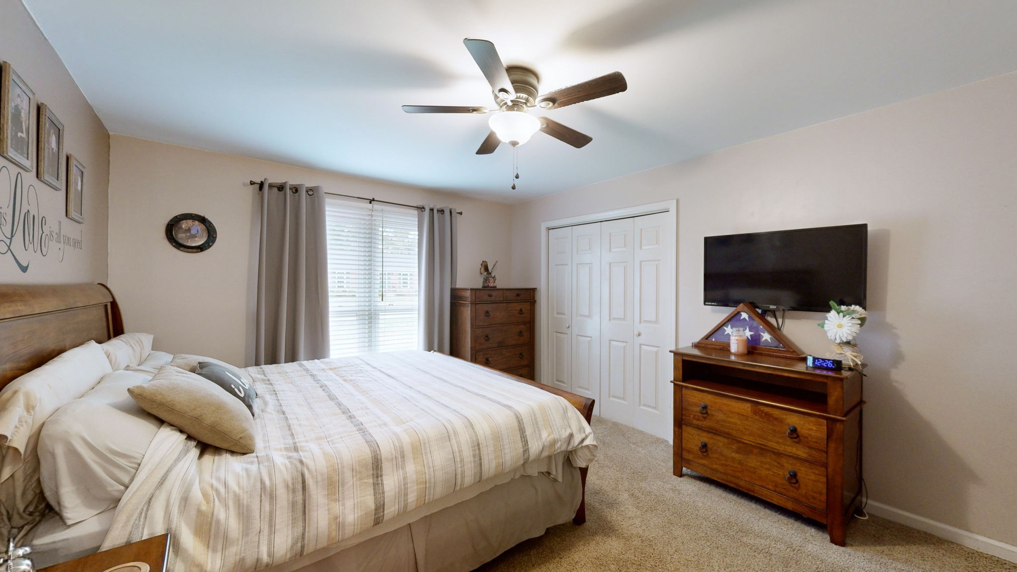 102 Stardust Dr
