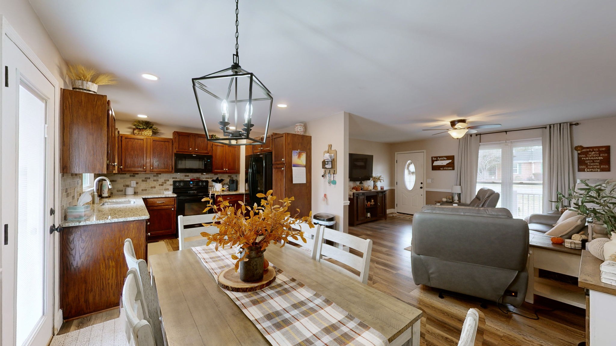 102 Stardust Dr