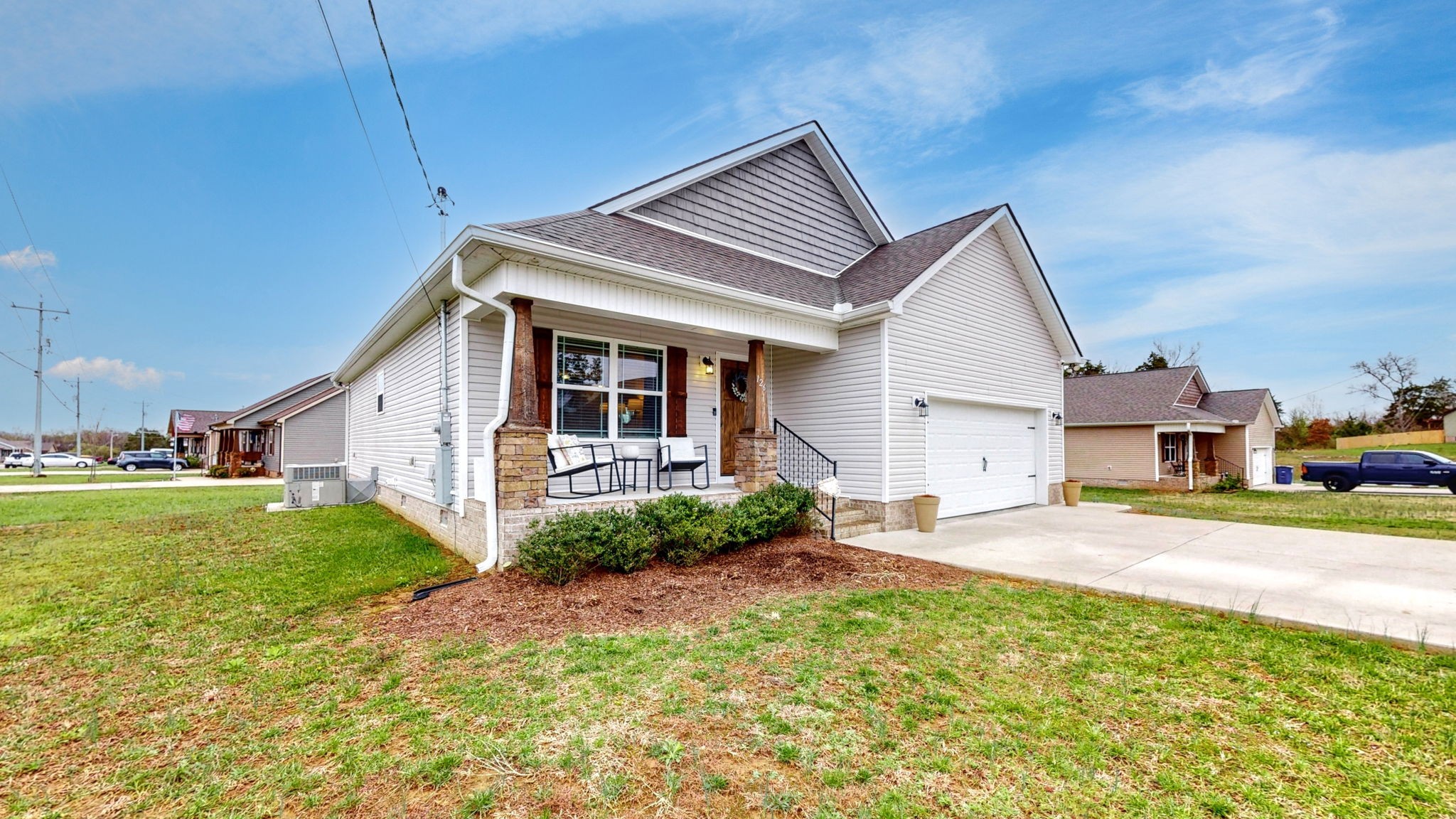126 Blue Grass Dr