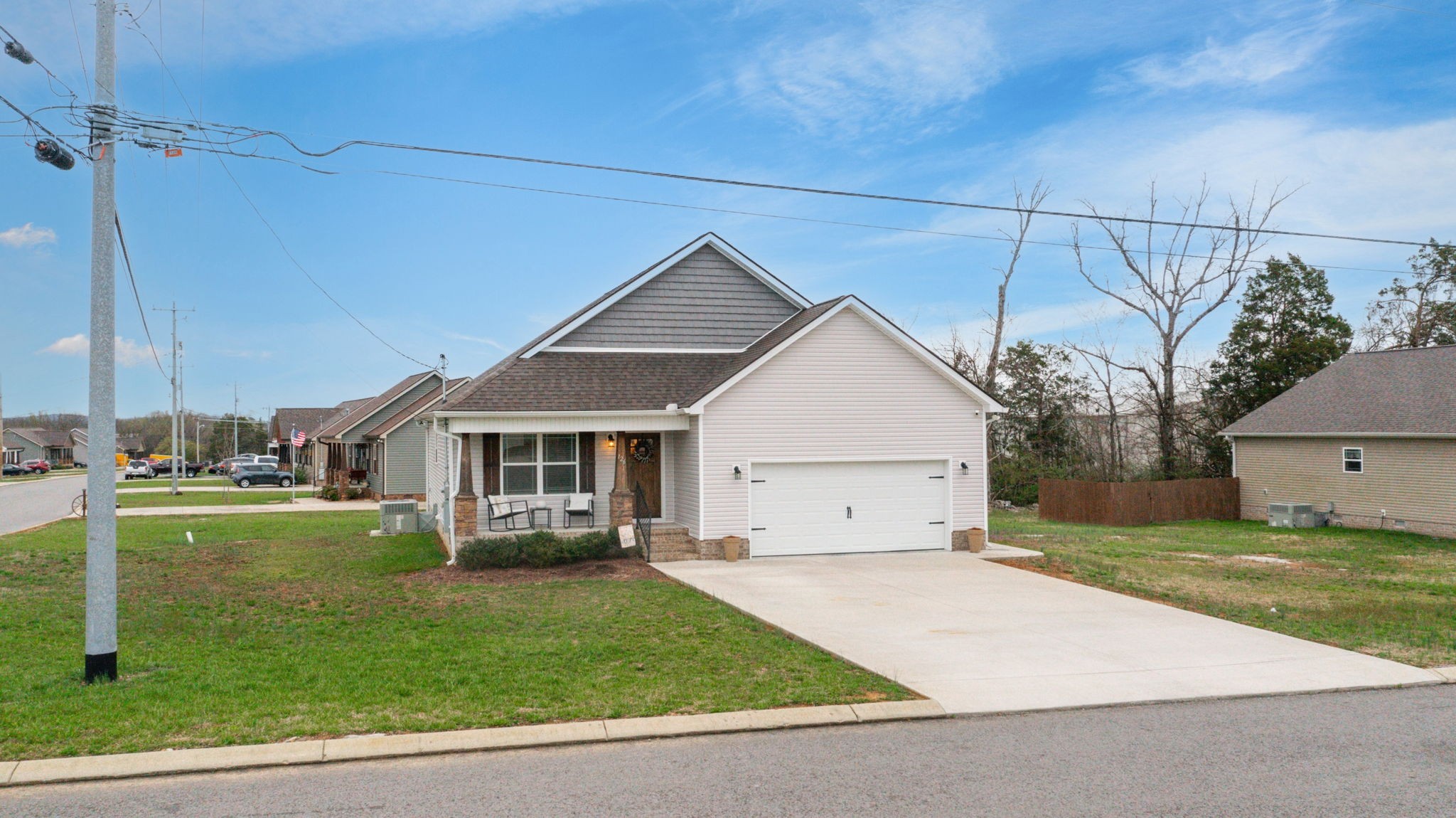 126 Blue Grass Dr