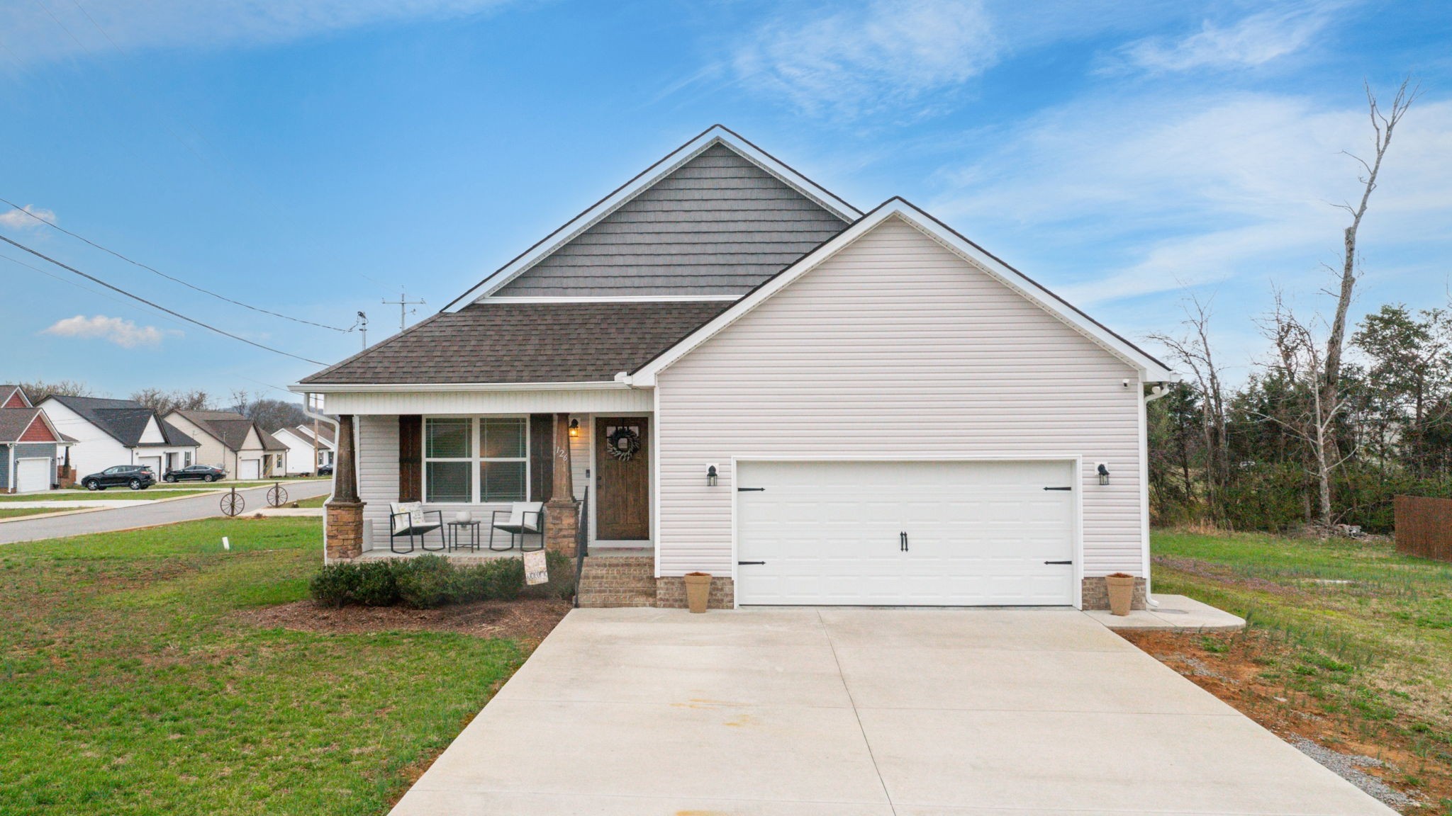 126 Blue Grass Dr