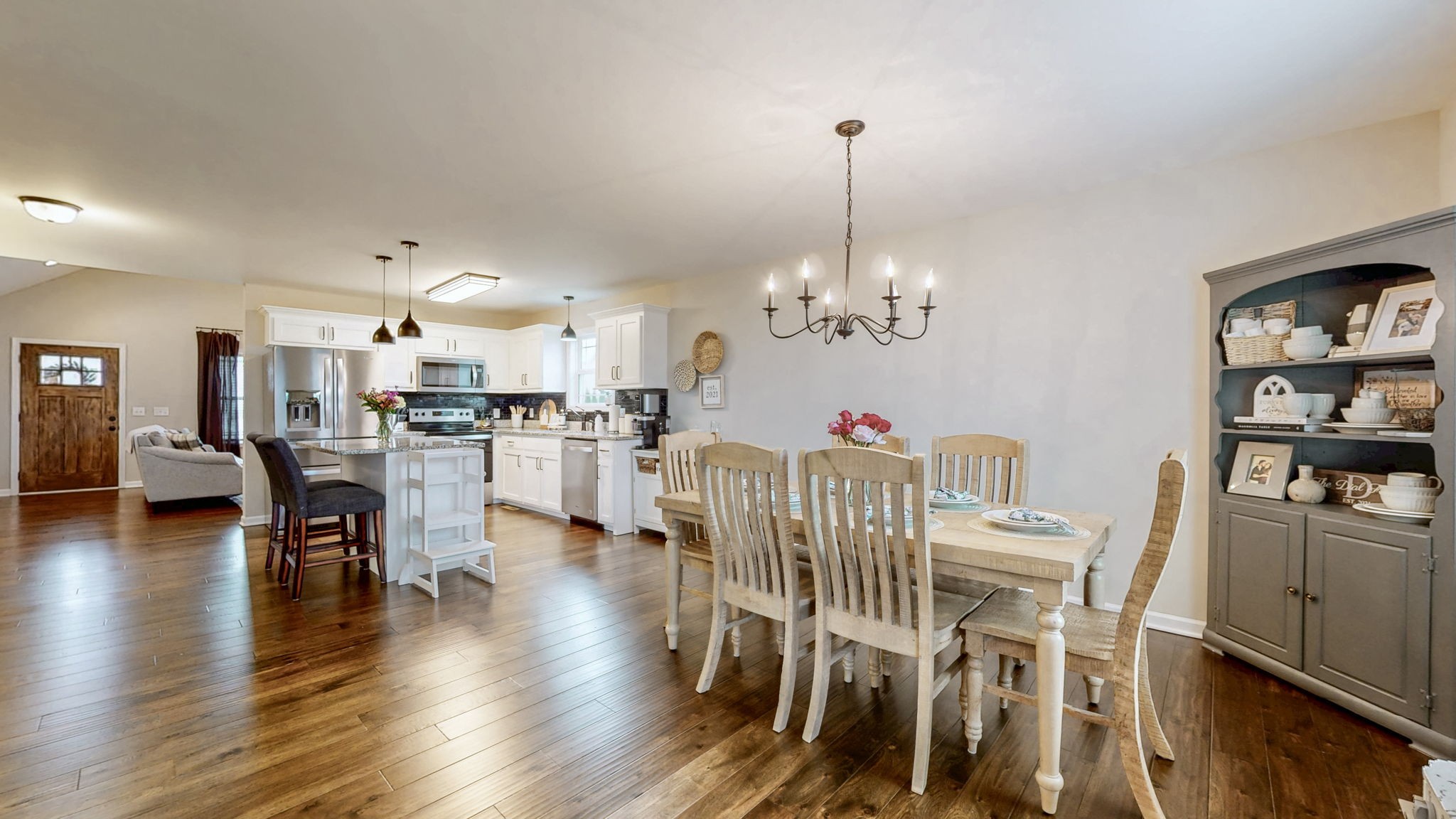126 Blue Grass Dr