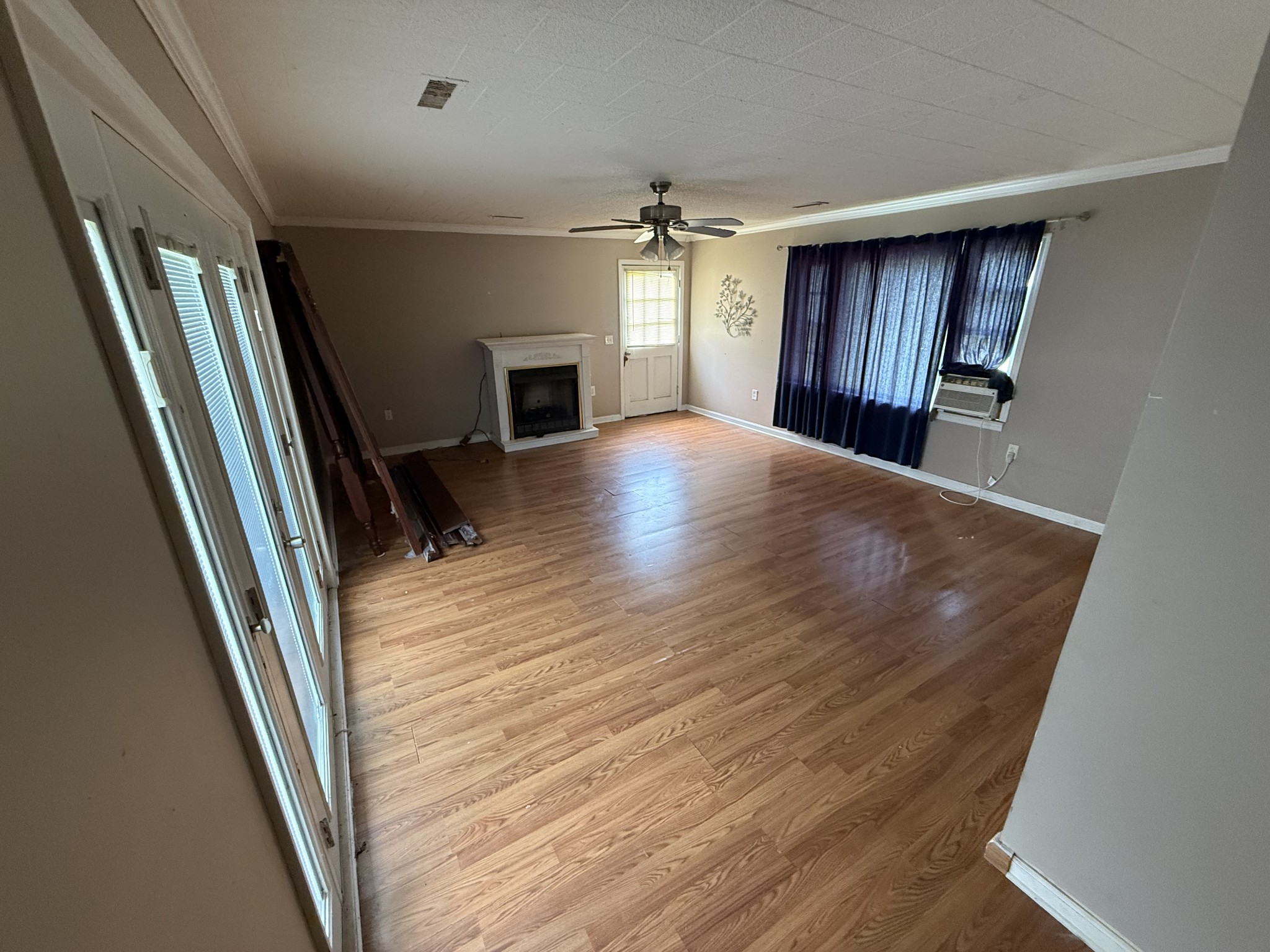 1806 Highway 130, W
