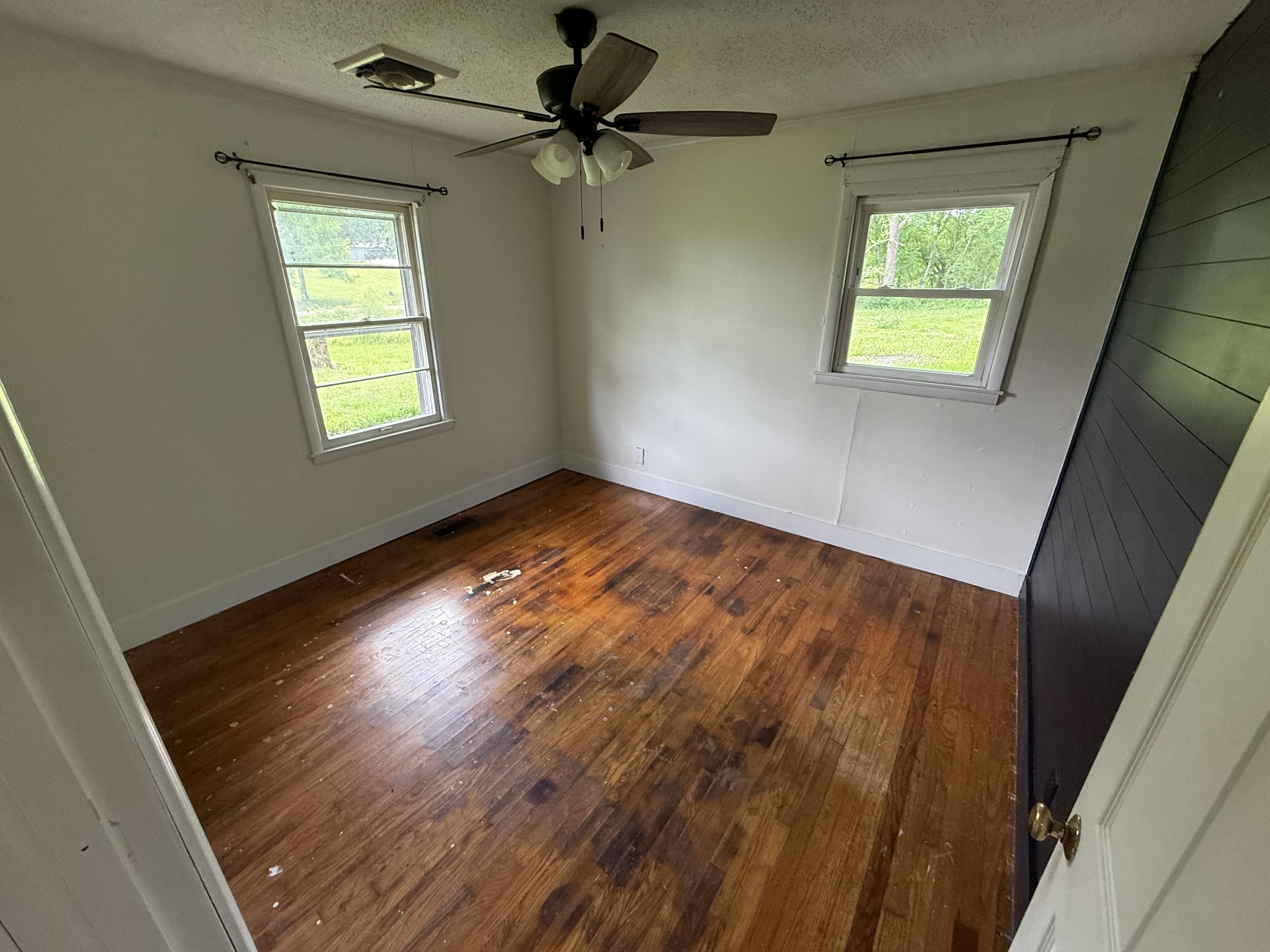 1806 Highway 130, W