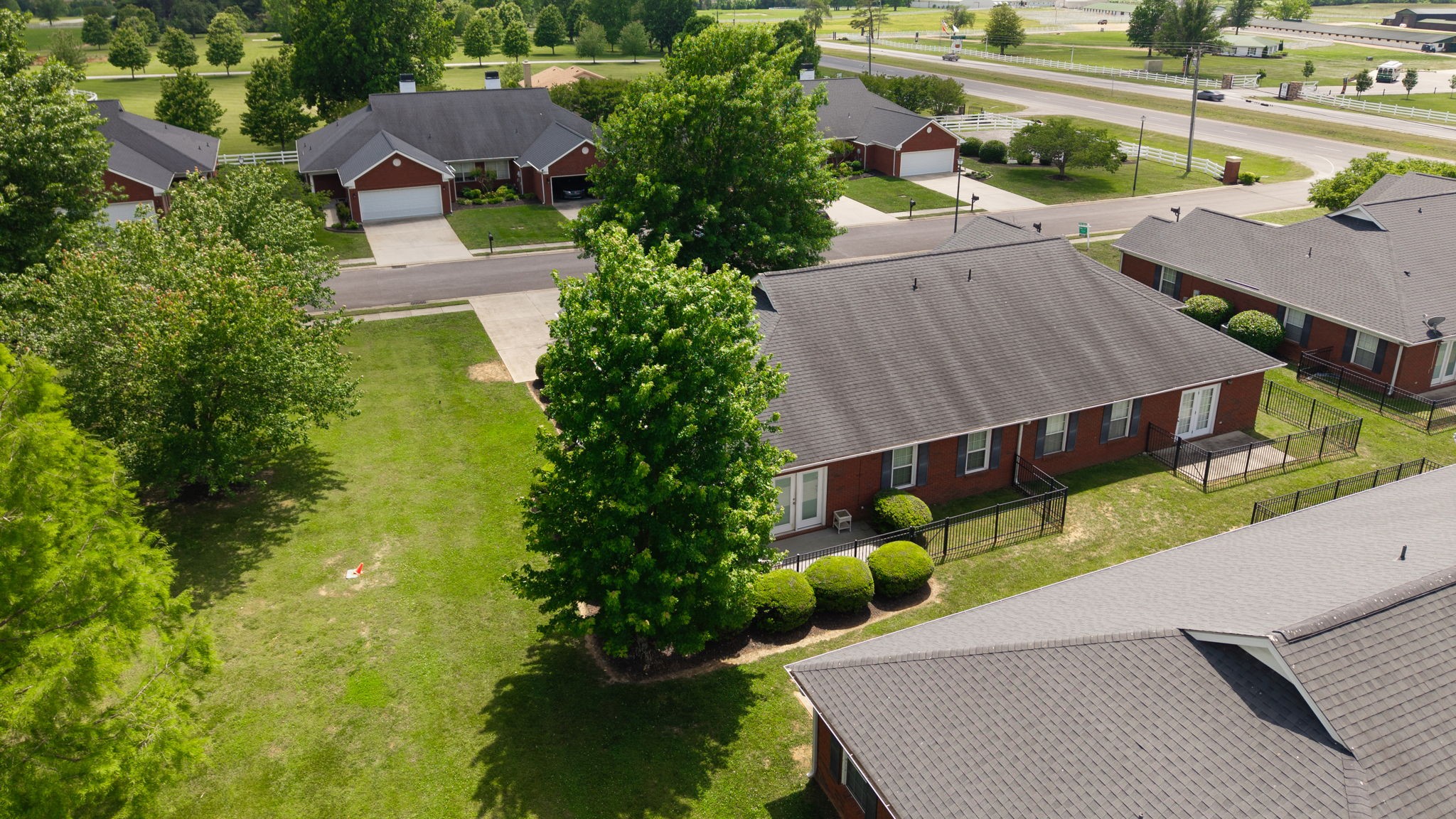109 Horseshoe Ct