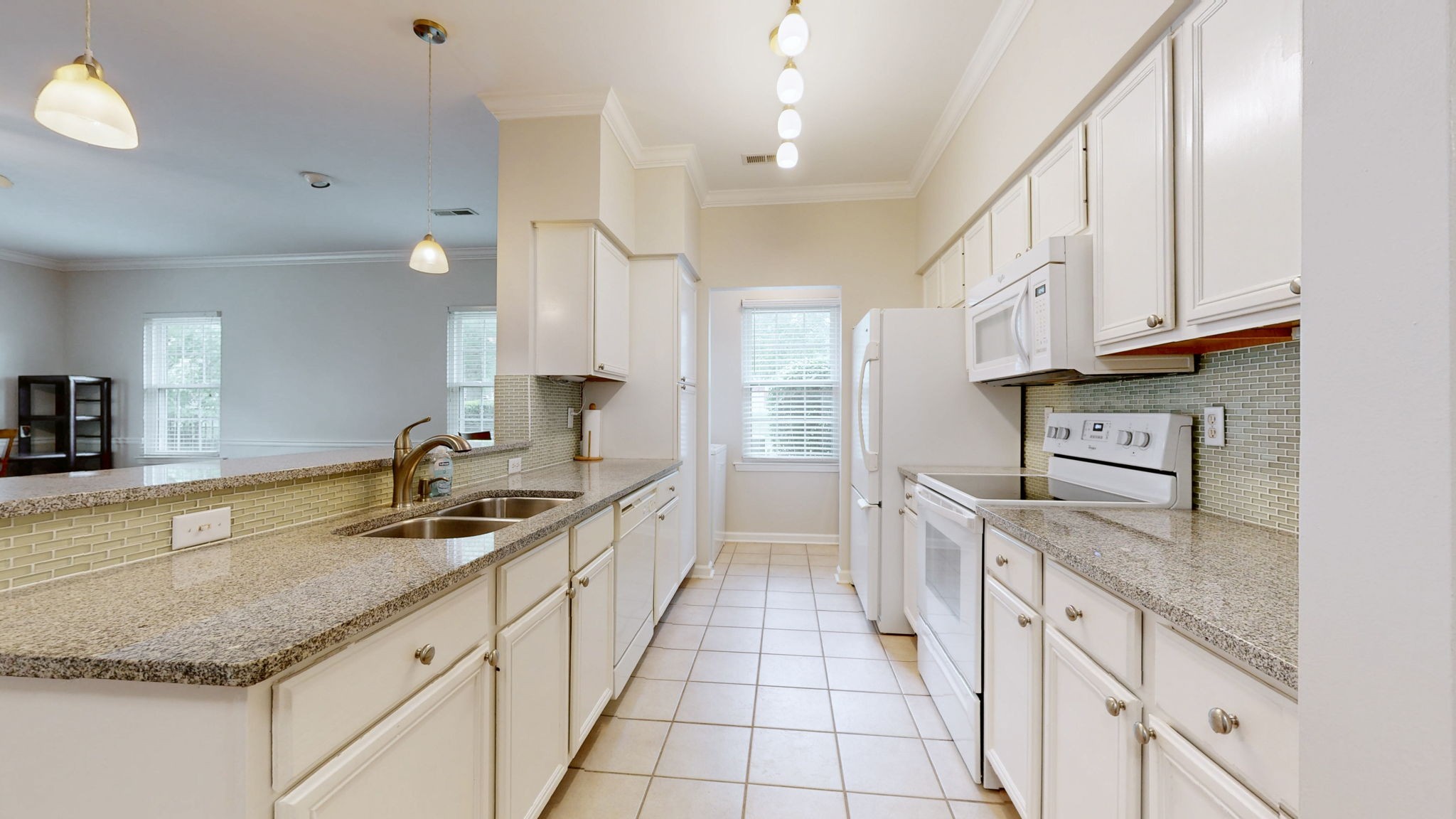 109 Horseshoe Ct