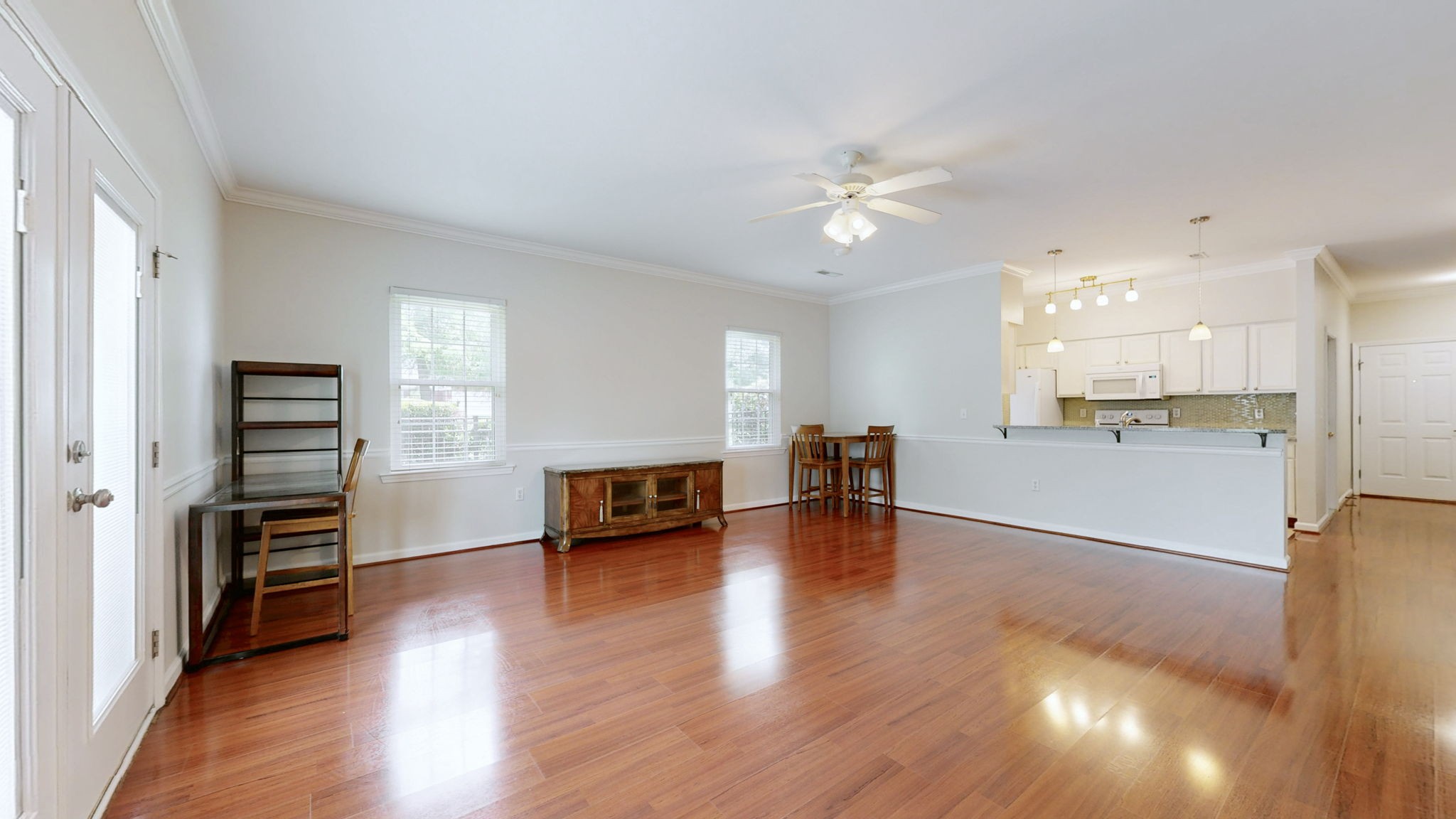 109 Horseshoe Ct