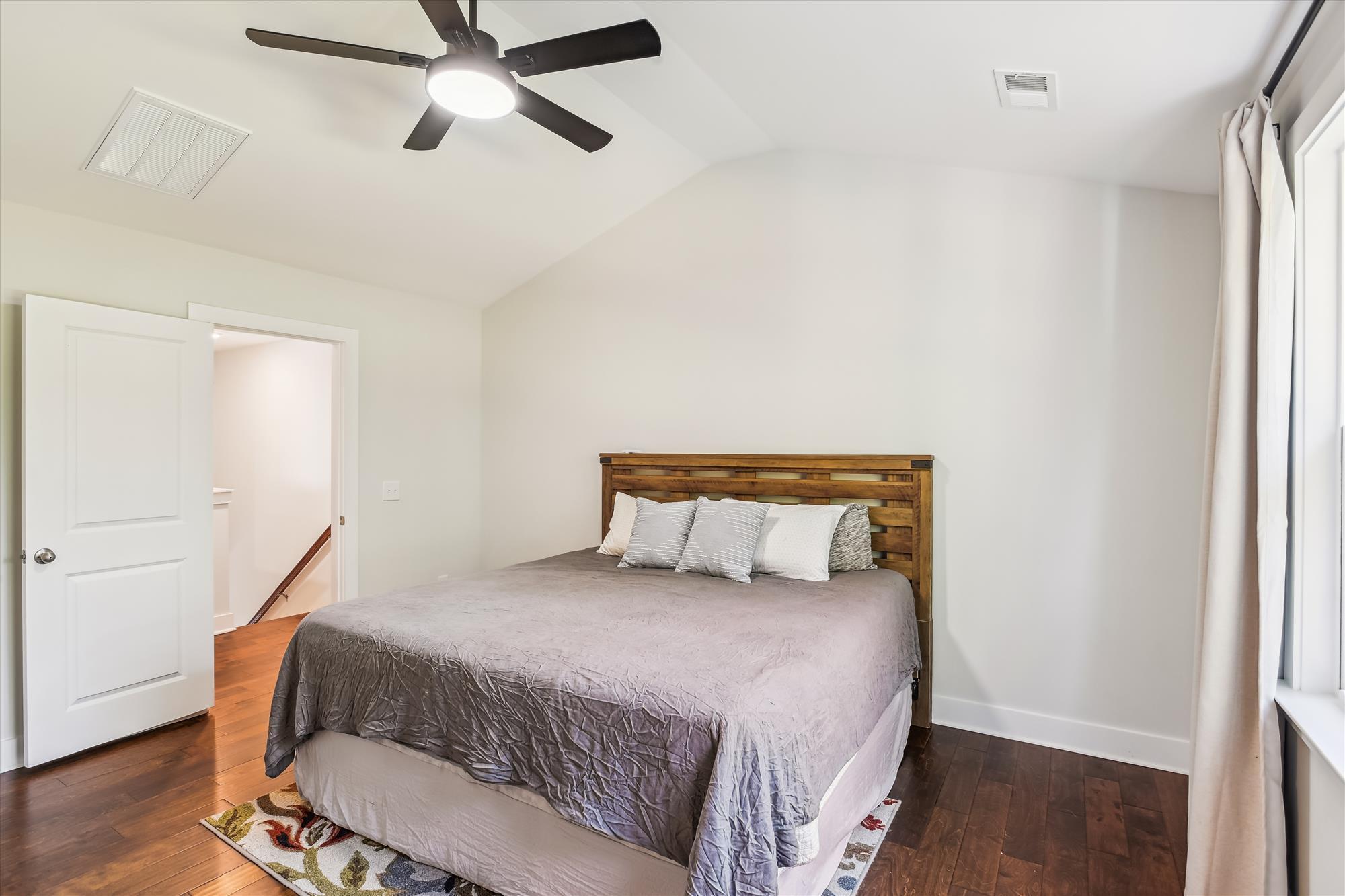 2874 Landed Gentry Way