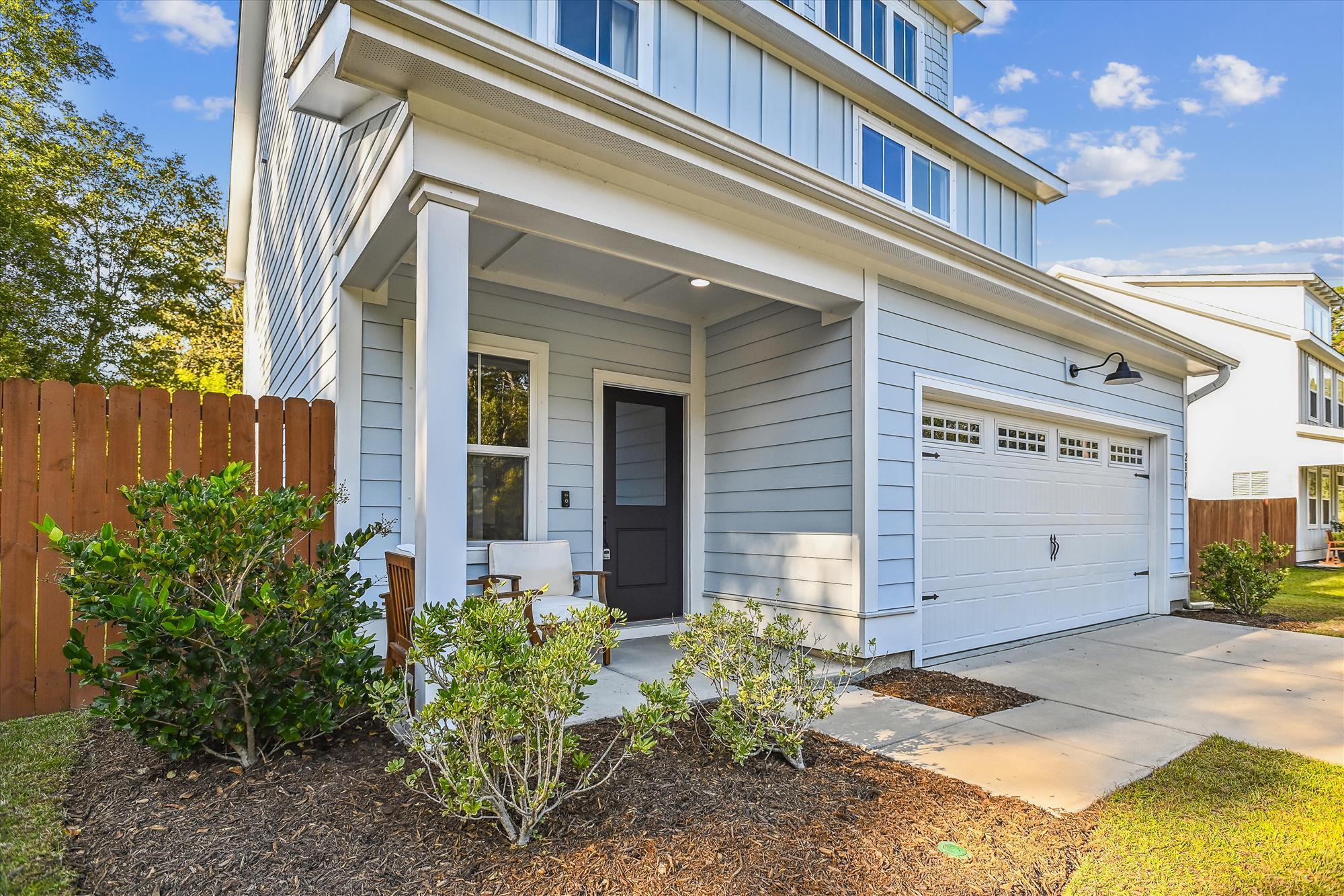 2874 Landed Gentry Way