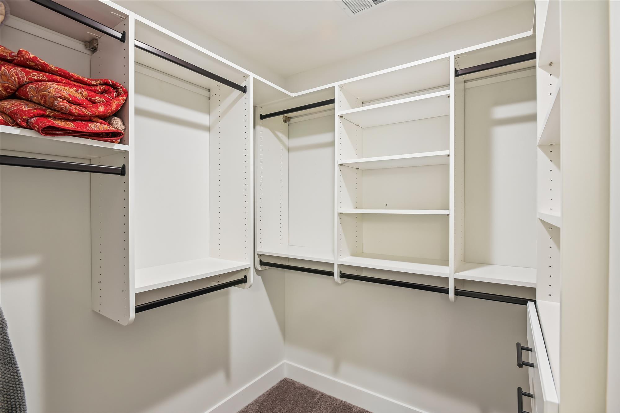 2874 Landed Gentry Way