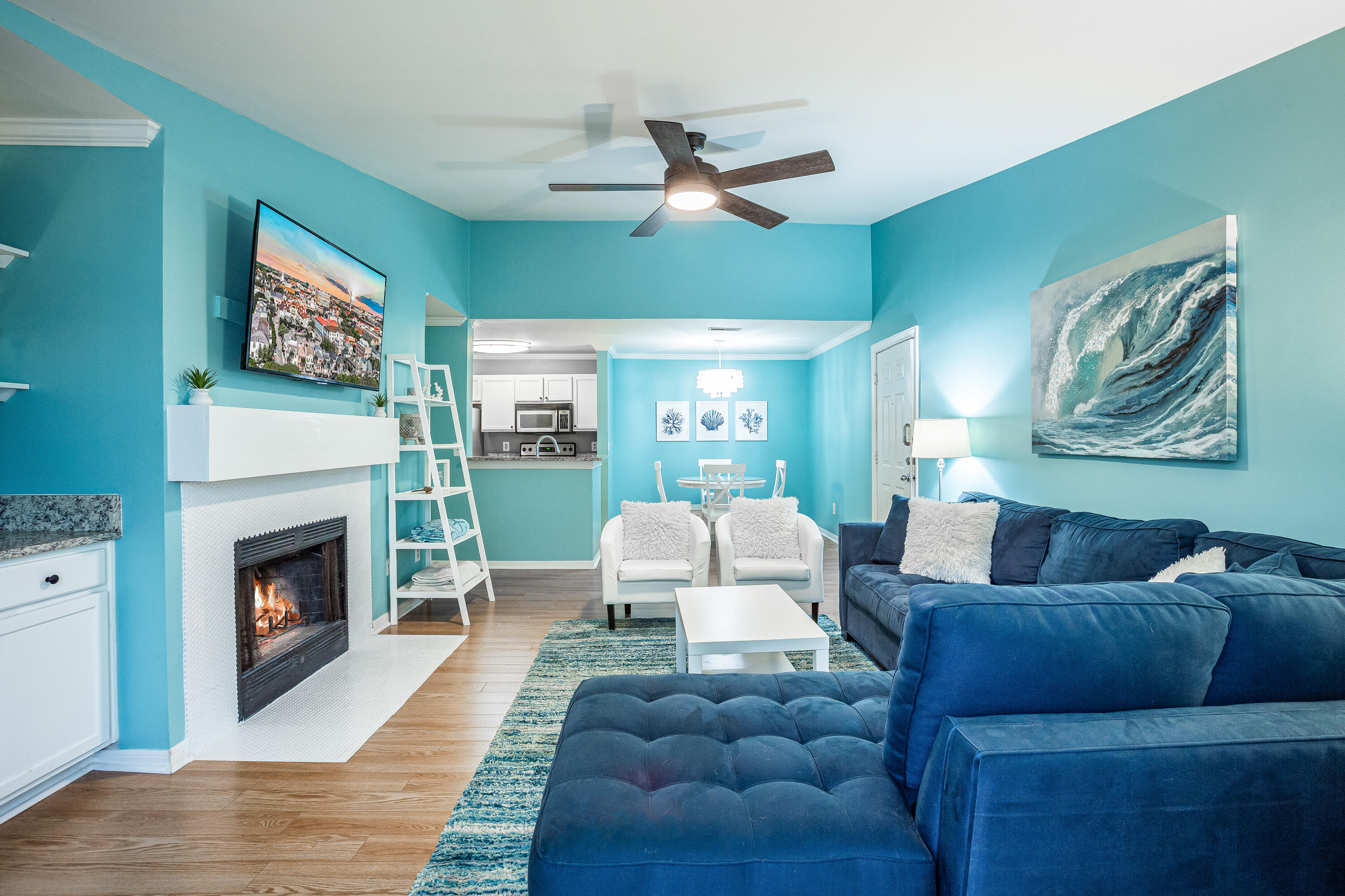 2011 N Hwy 17 # 2200s