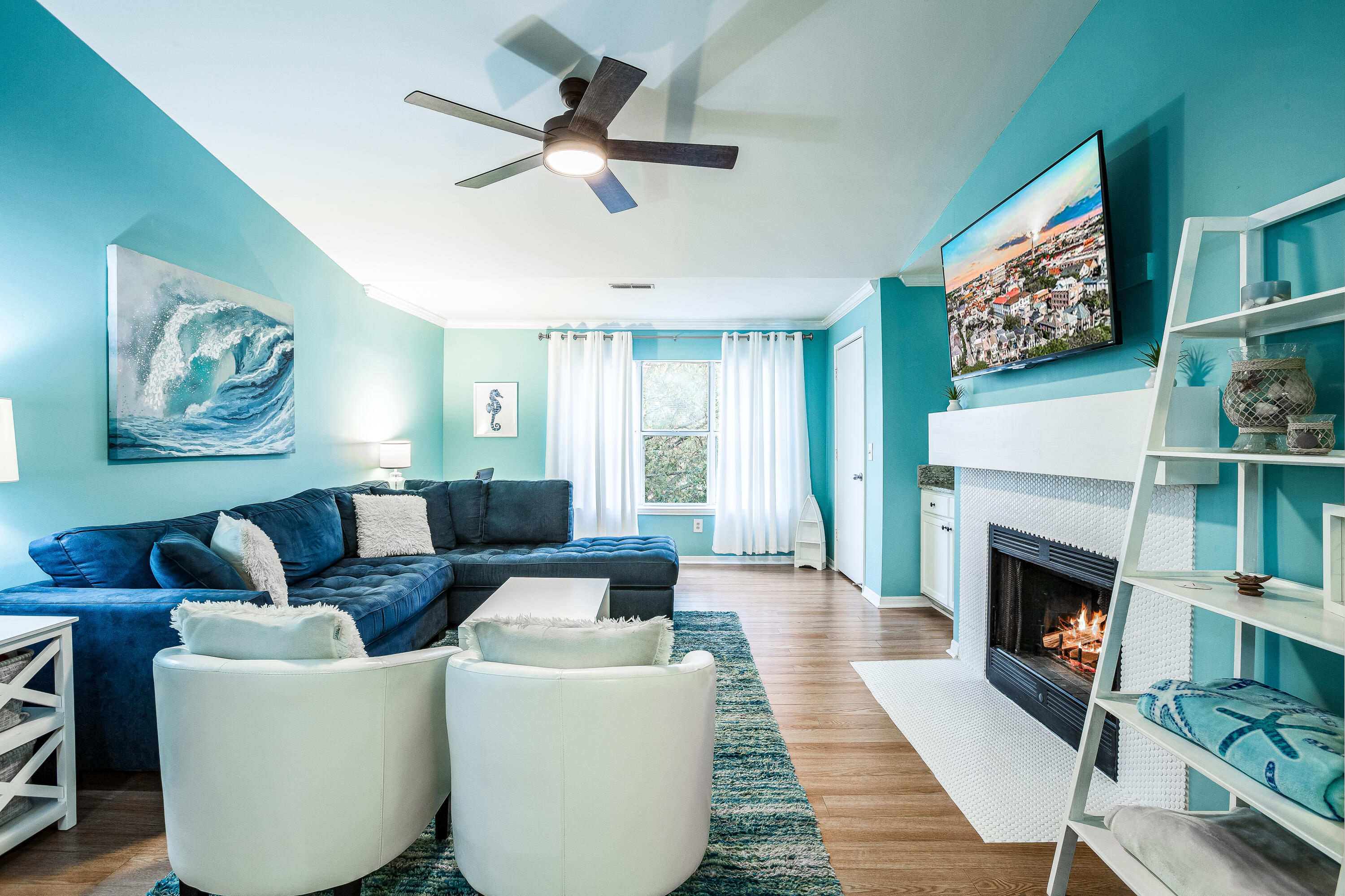 2011 N Hwy 17 # 2200s