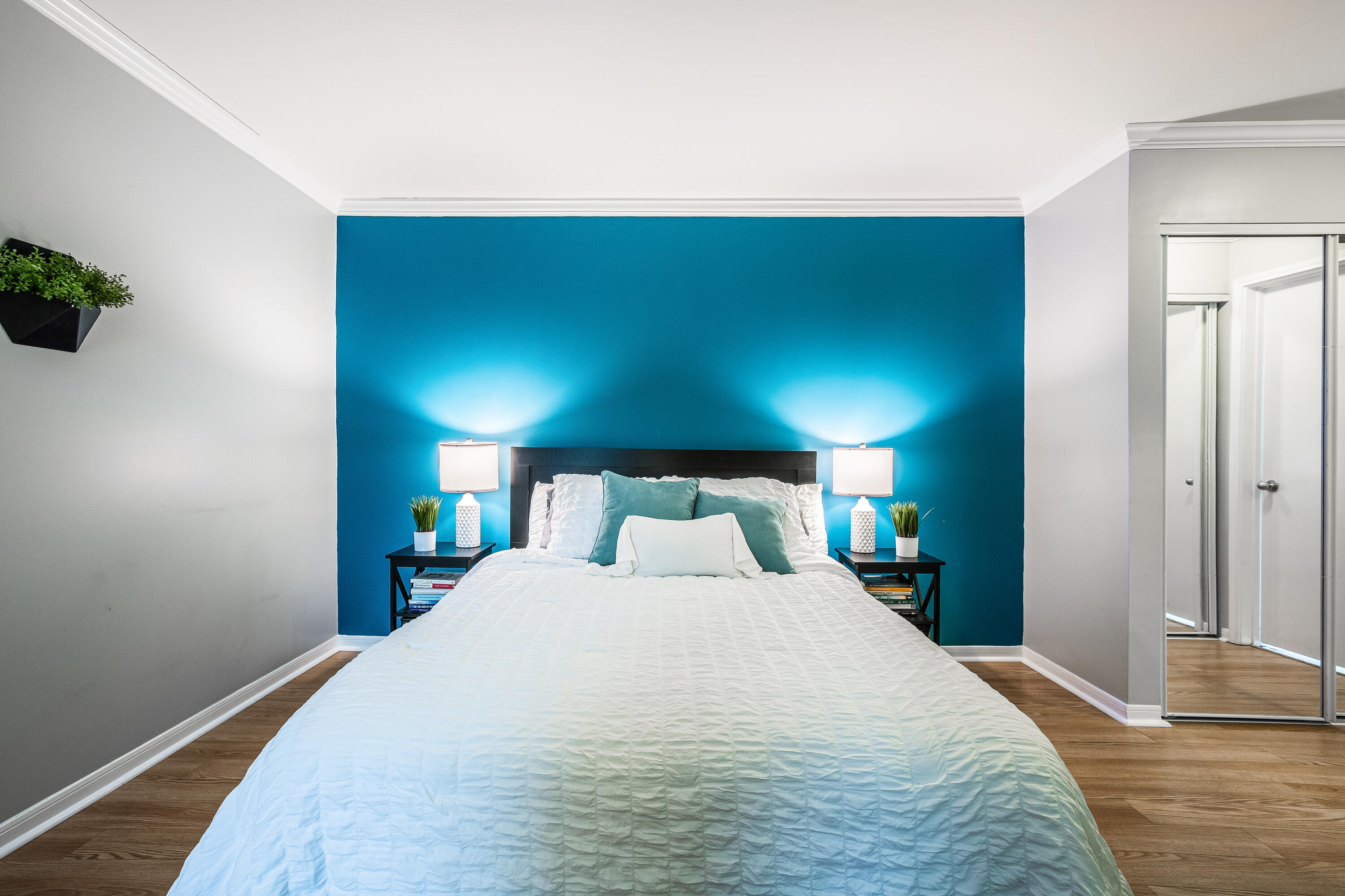 2011 N Hwy 17 # 2200s