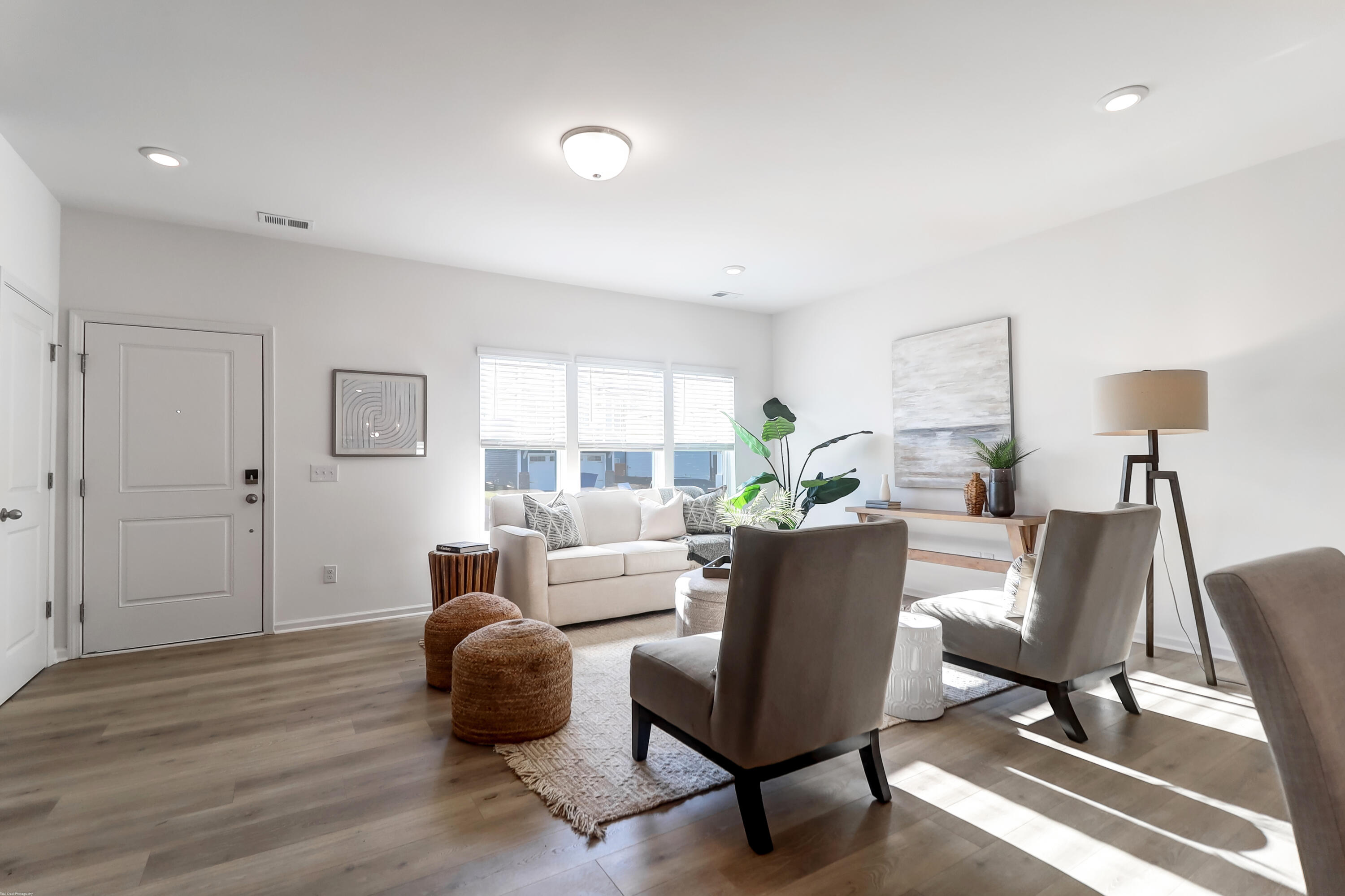 284 Surfbird Road # 401