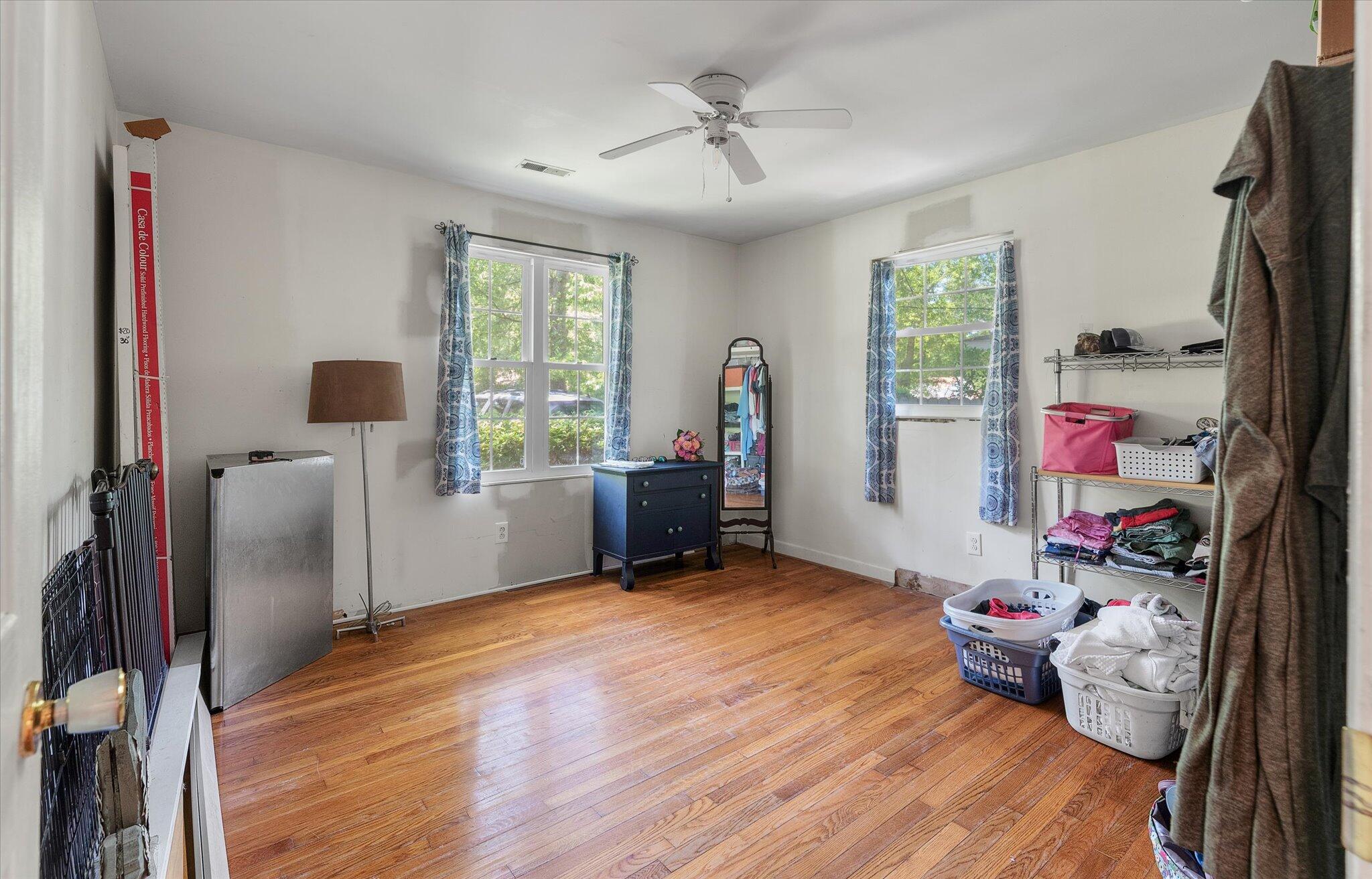 1166 Pleasant Pines Street