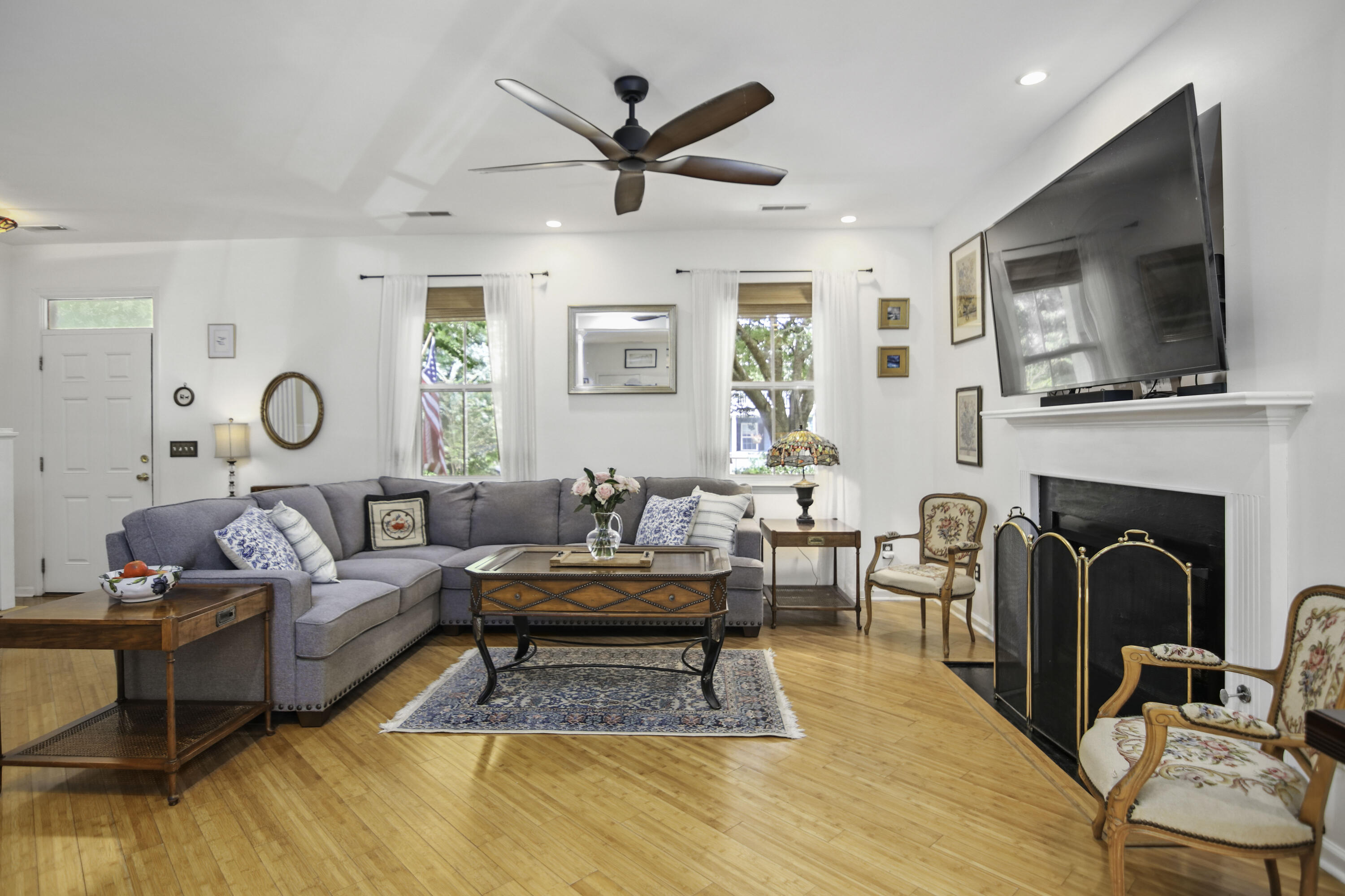 2987 Split Hickory Court