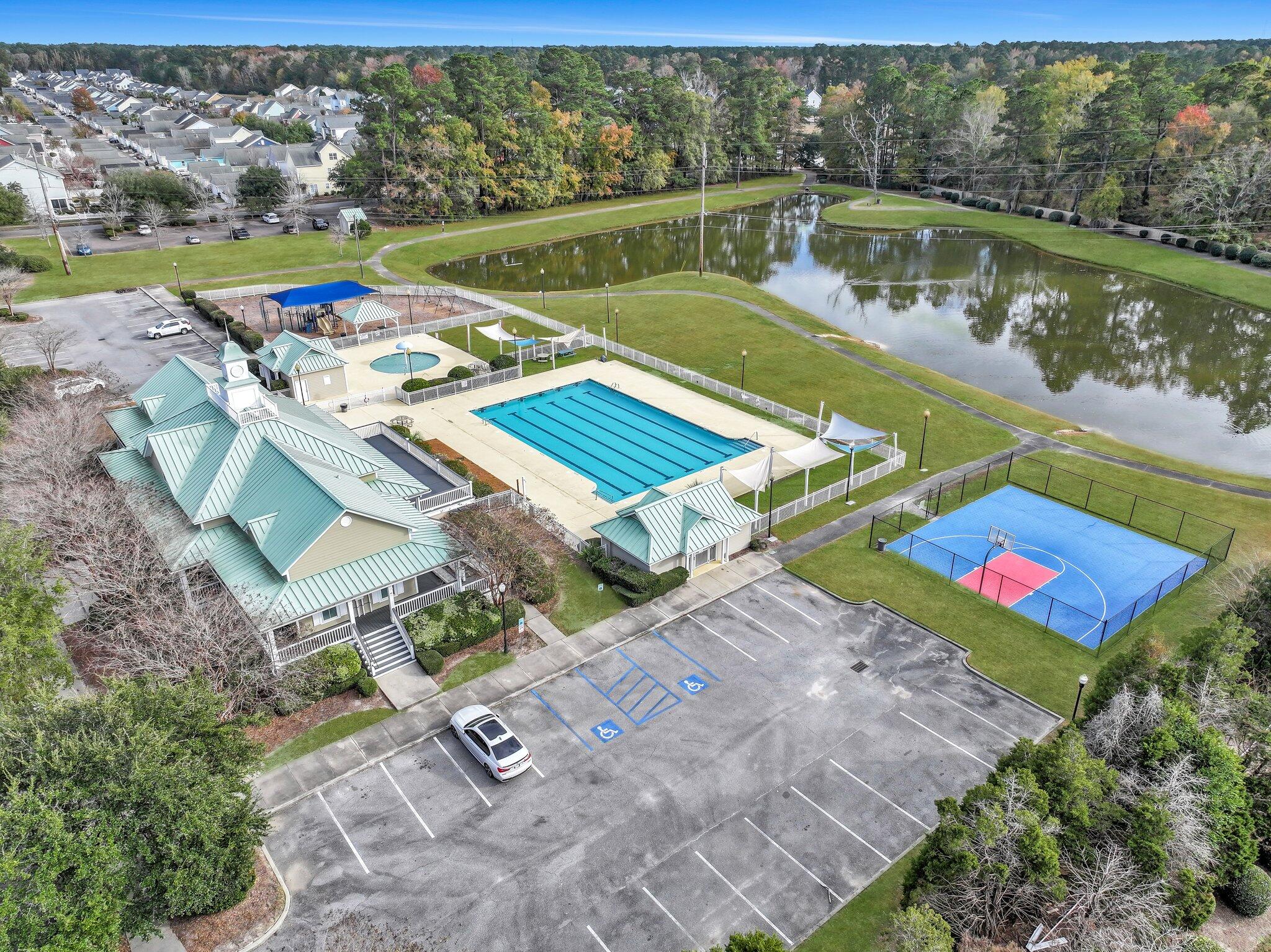 426 Forsythia Avenue