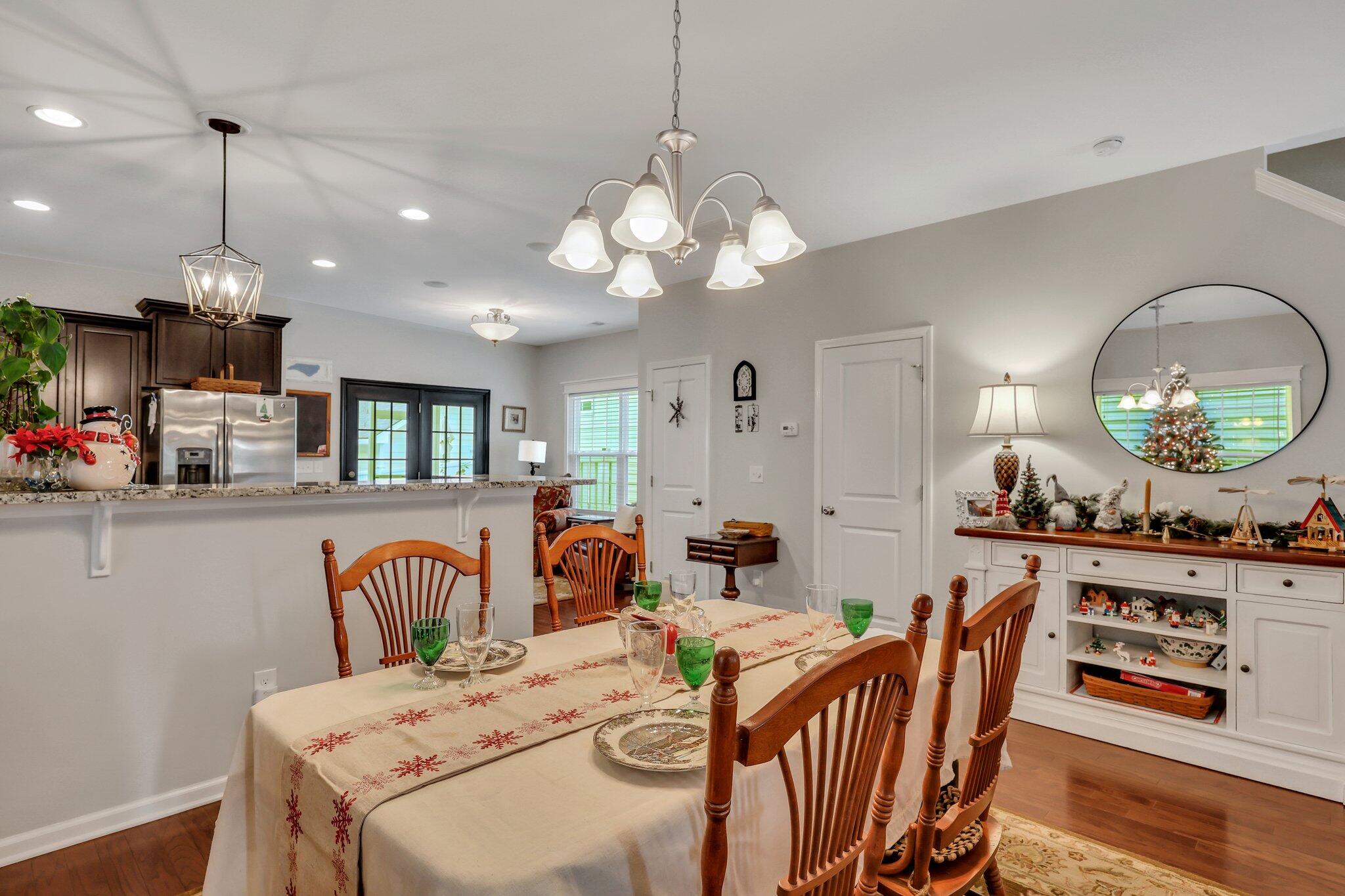 426 Forsythia Avenue