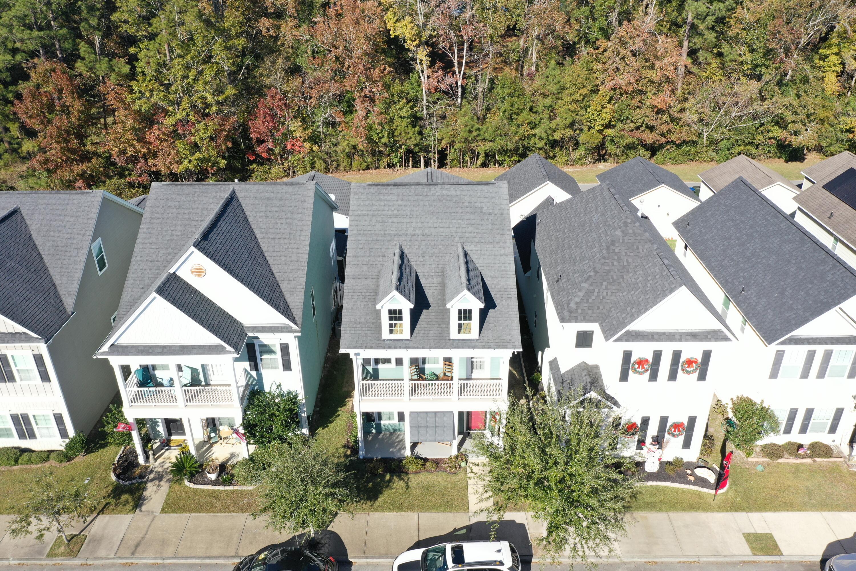 426 Forsythia Avenue