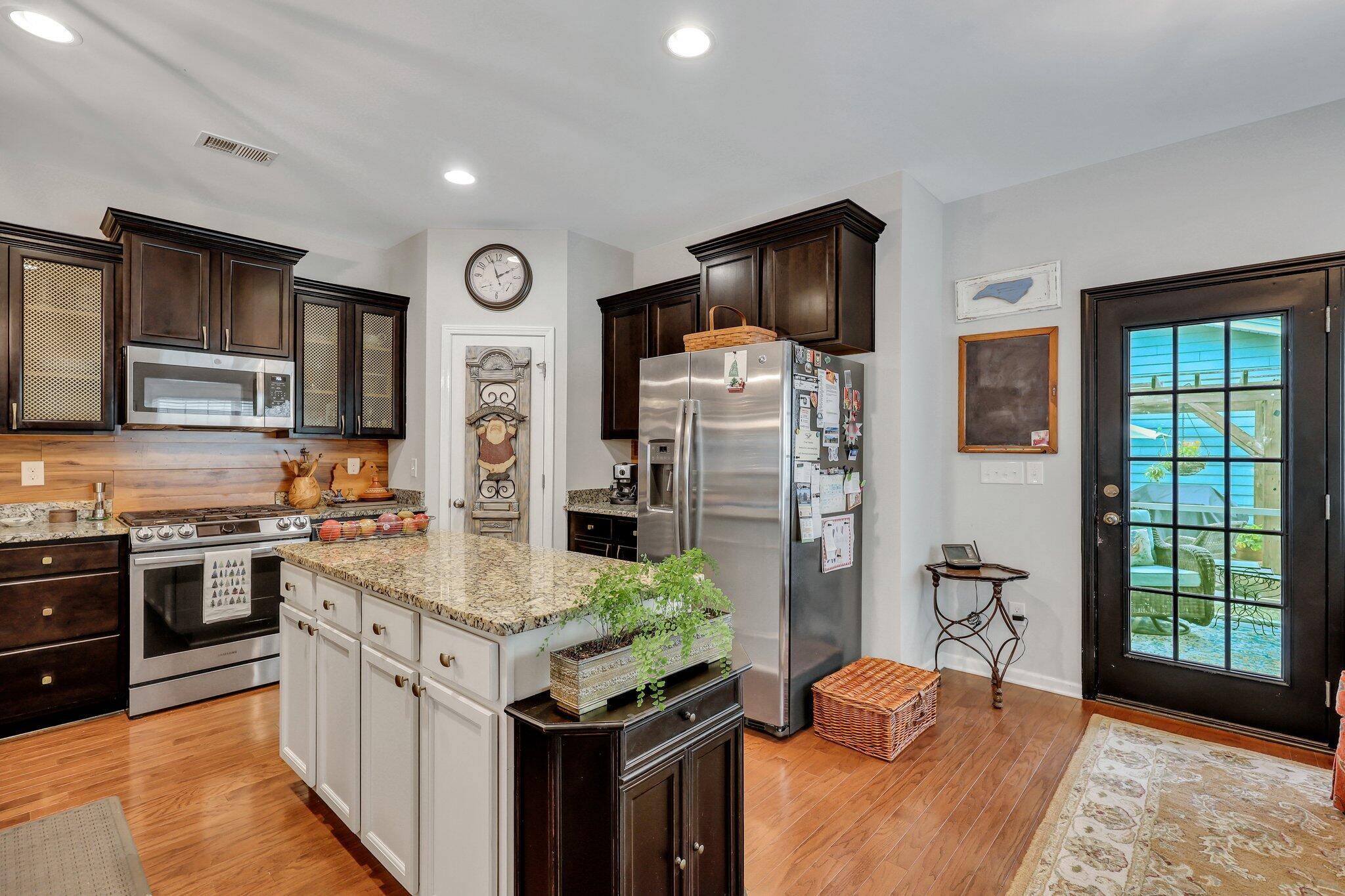 426 Forsythia Avenue