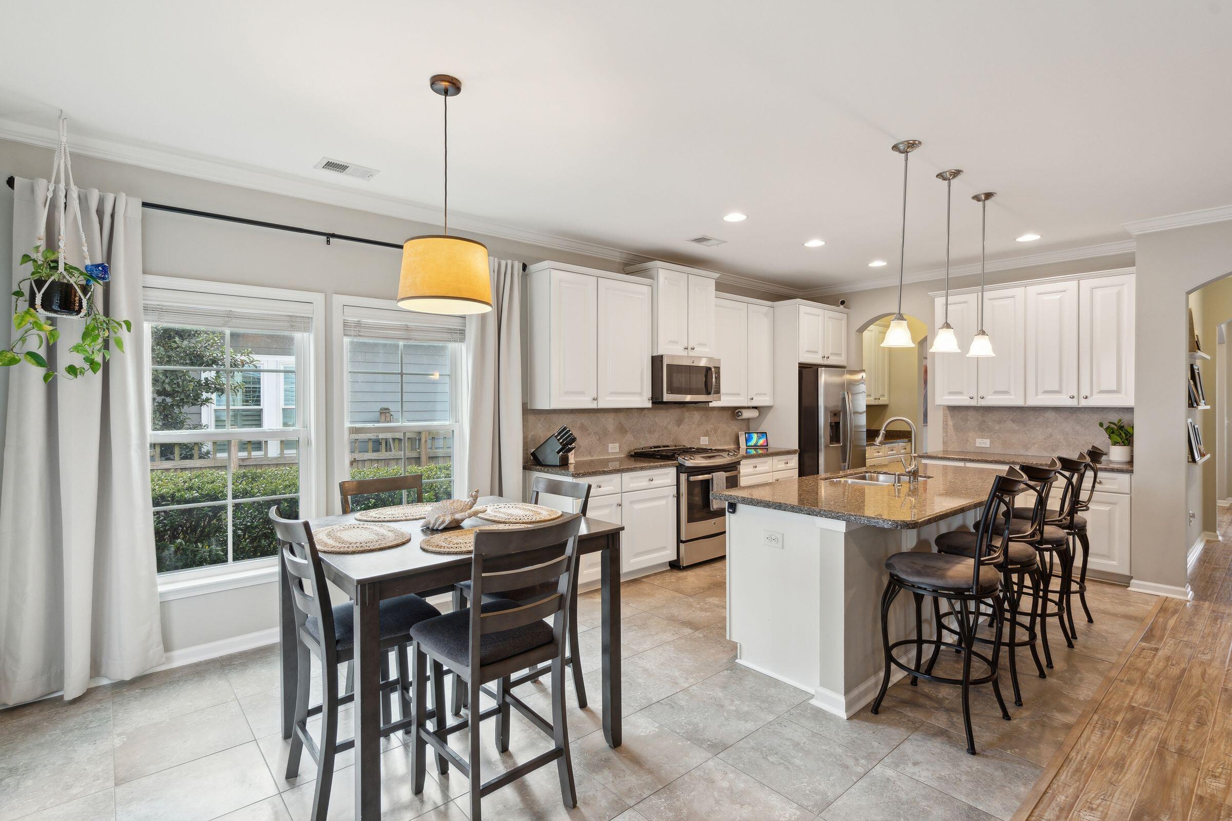 1654 Sparkleberry Lane