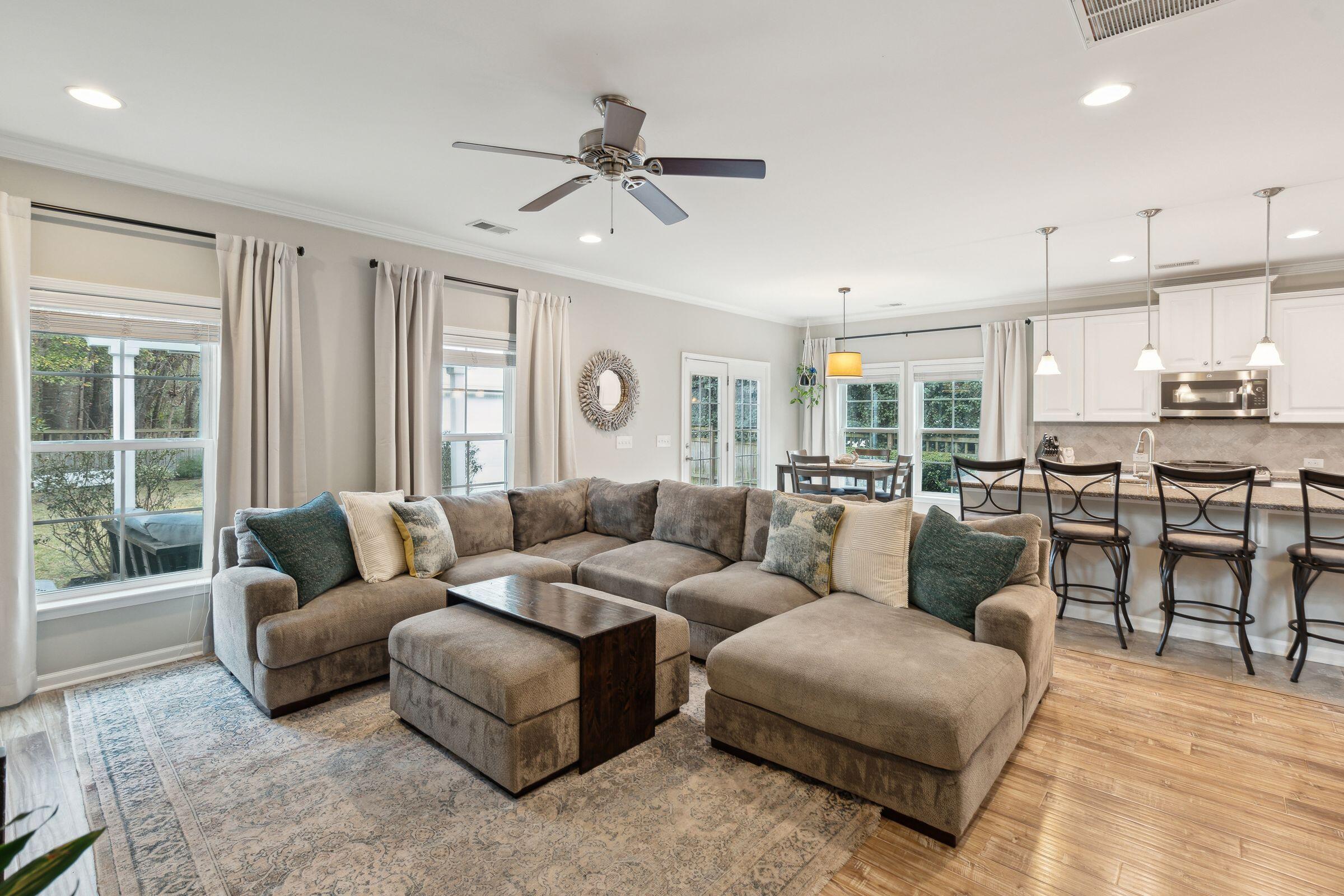 1654 Sparkleberry Lane