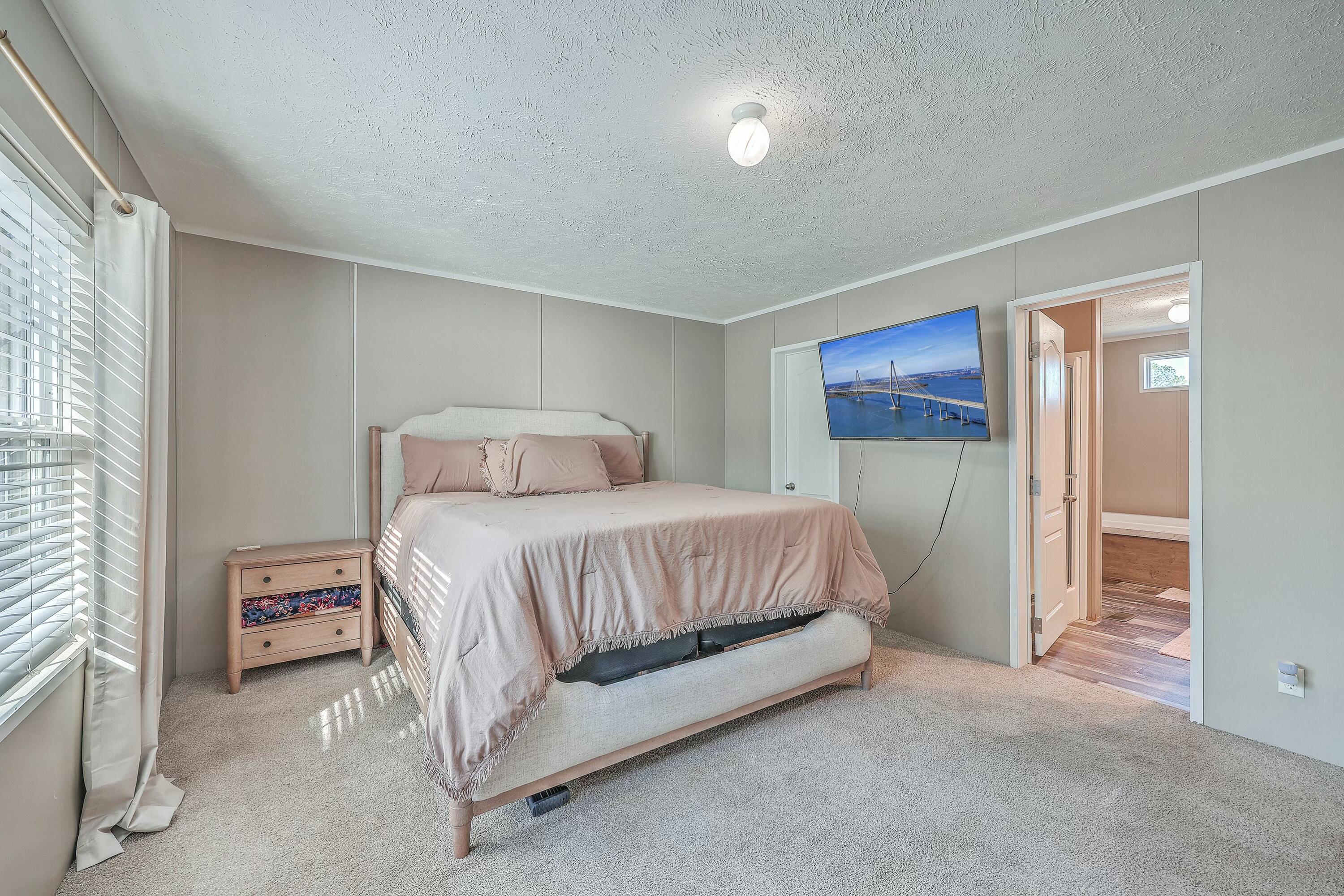 2953 Wolfe Creek Road