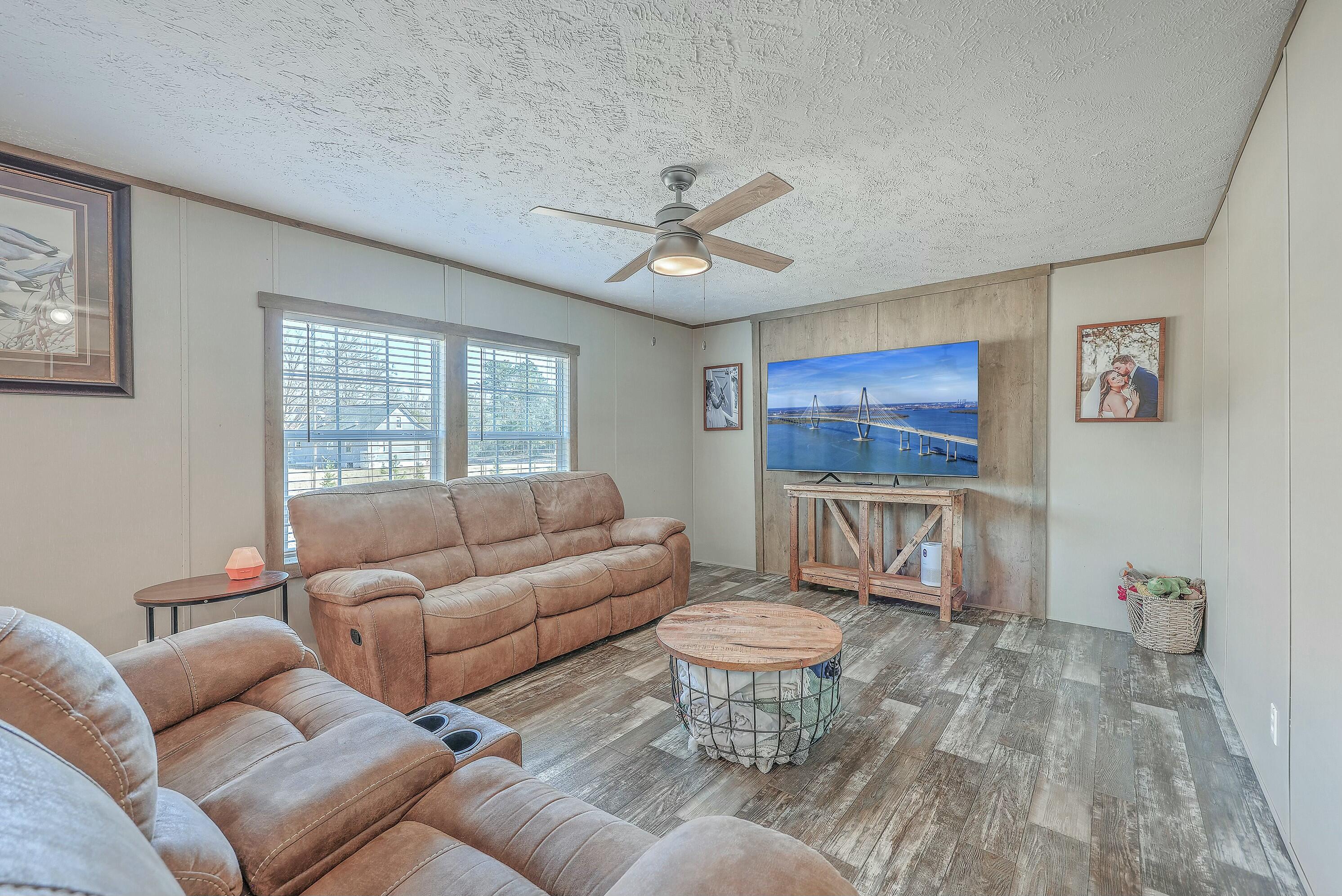 2953 Wolfe Creek Road