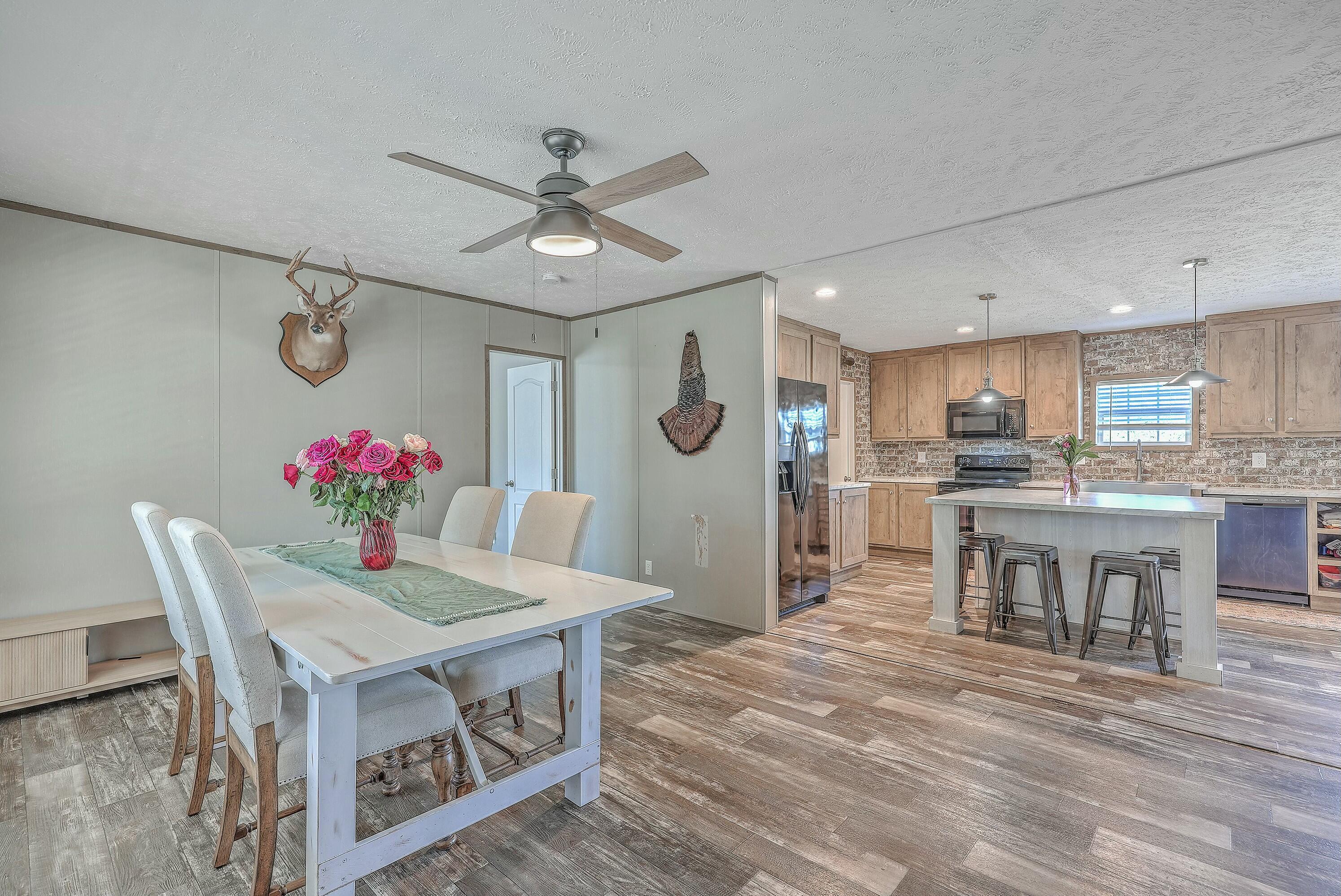 2953 Wolfe Creek Road