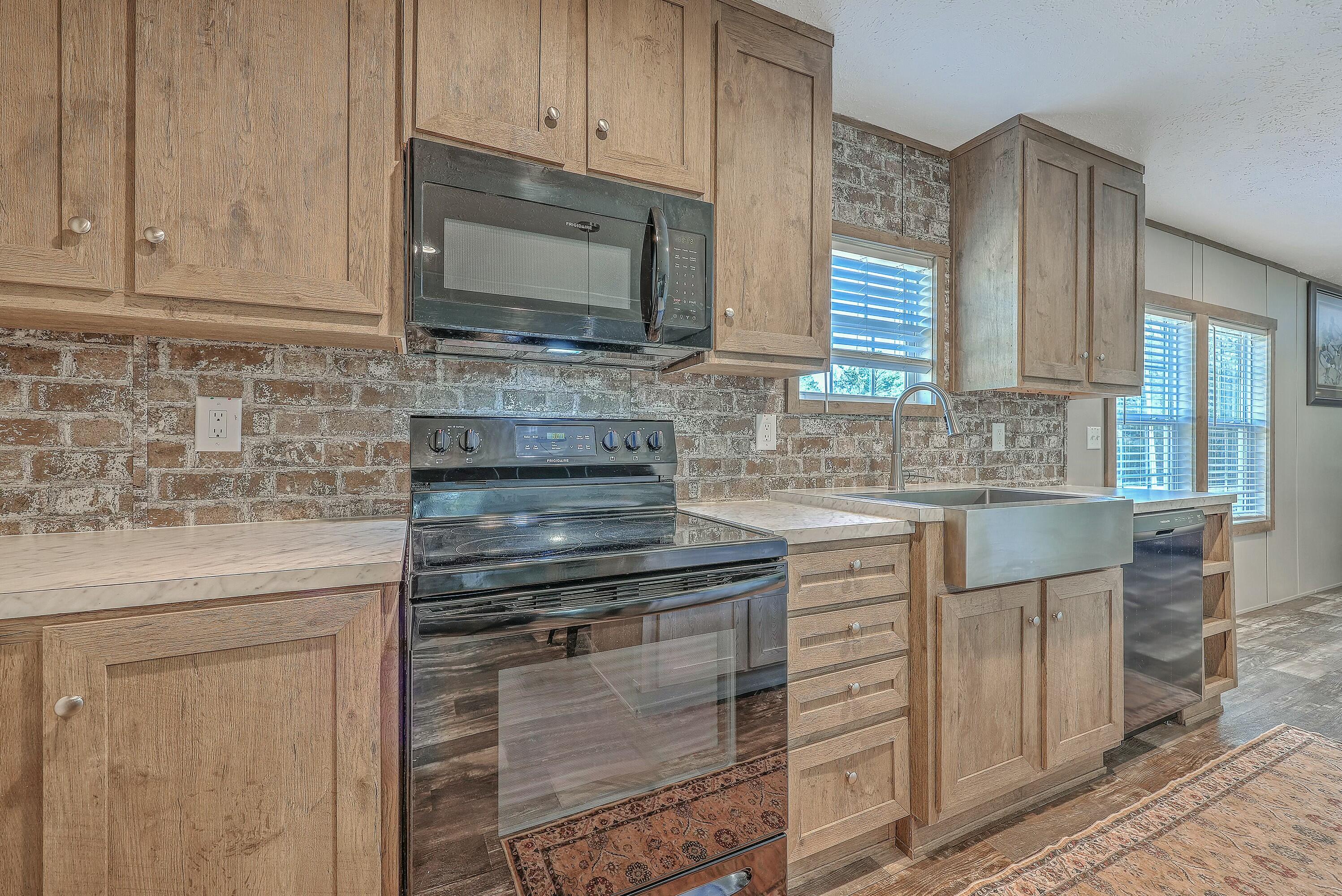 2953 Wolfe Creek Road