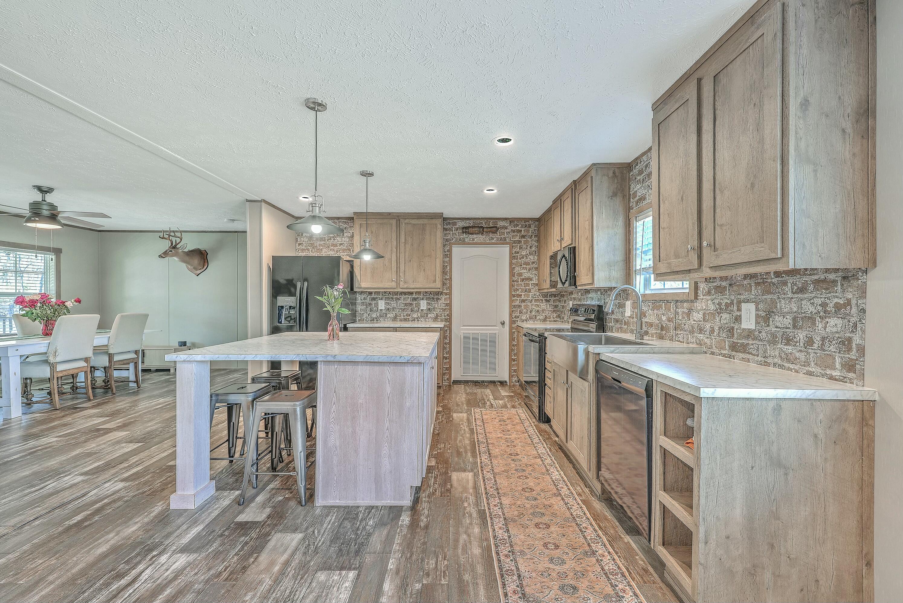 2953 Wolfe Creek Road