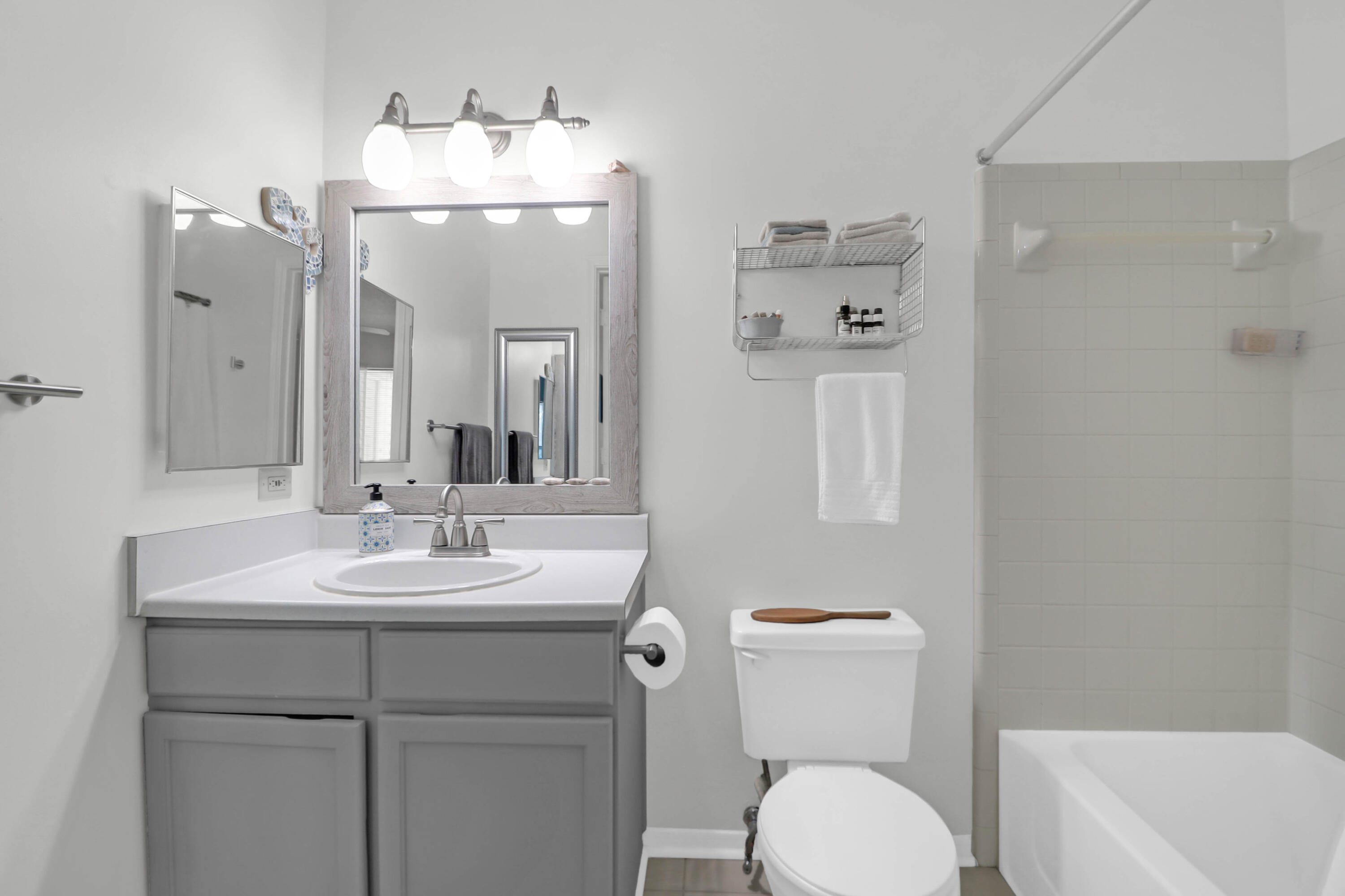 2011 N Highway 17 # 1400t