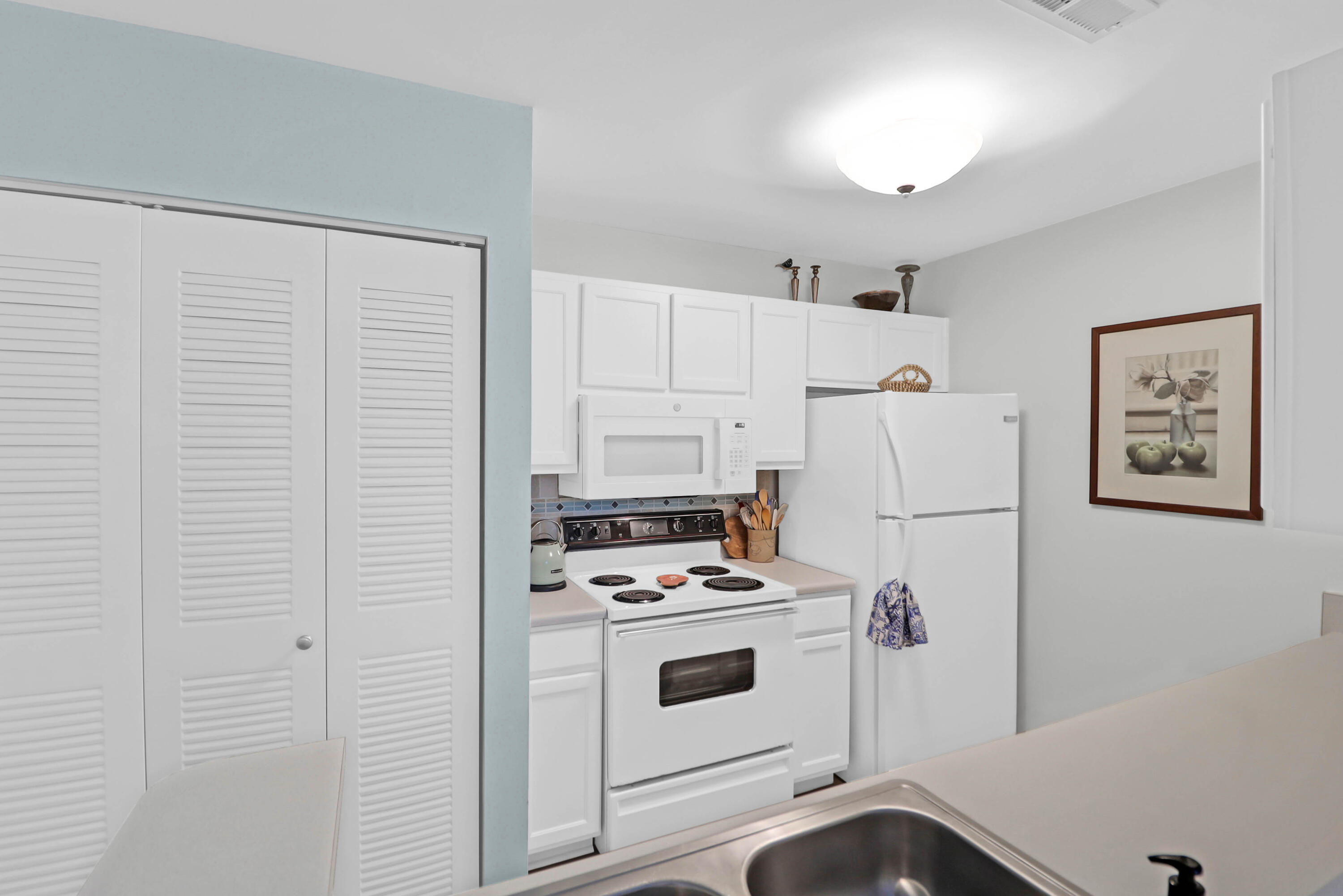 2011 N Highway 17 # 1400t