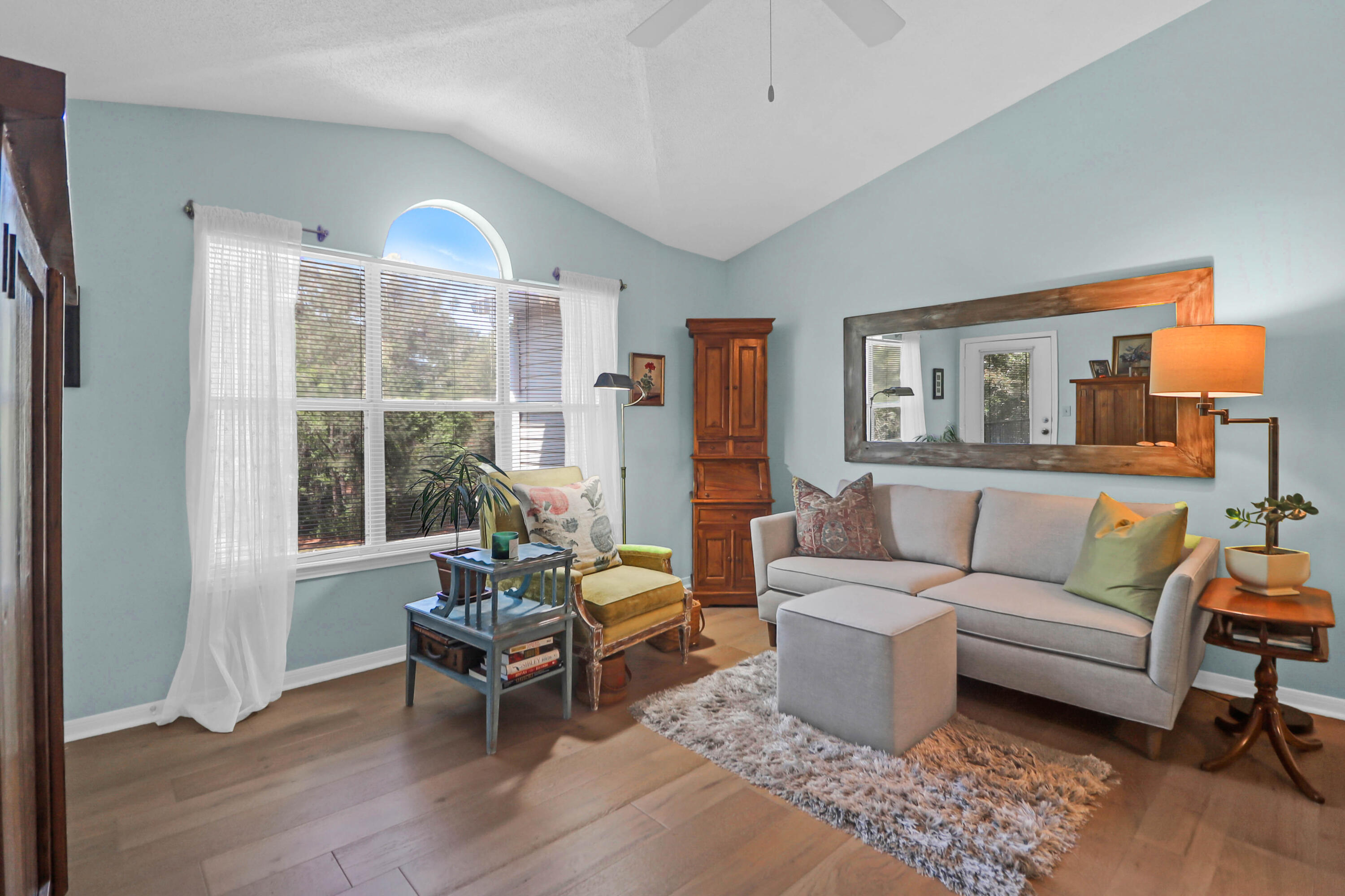 2011 N Highway 17 # 1400t