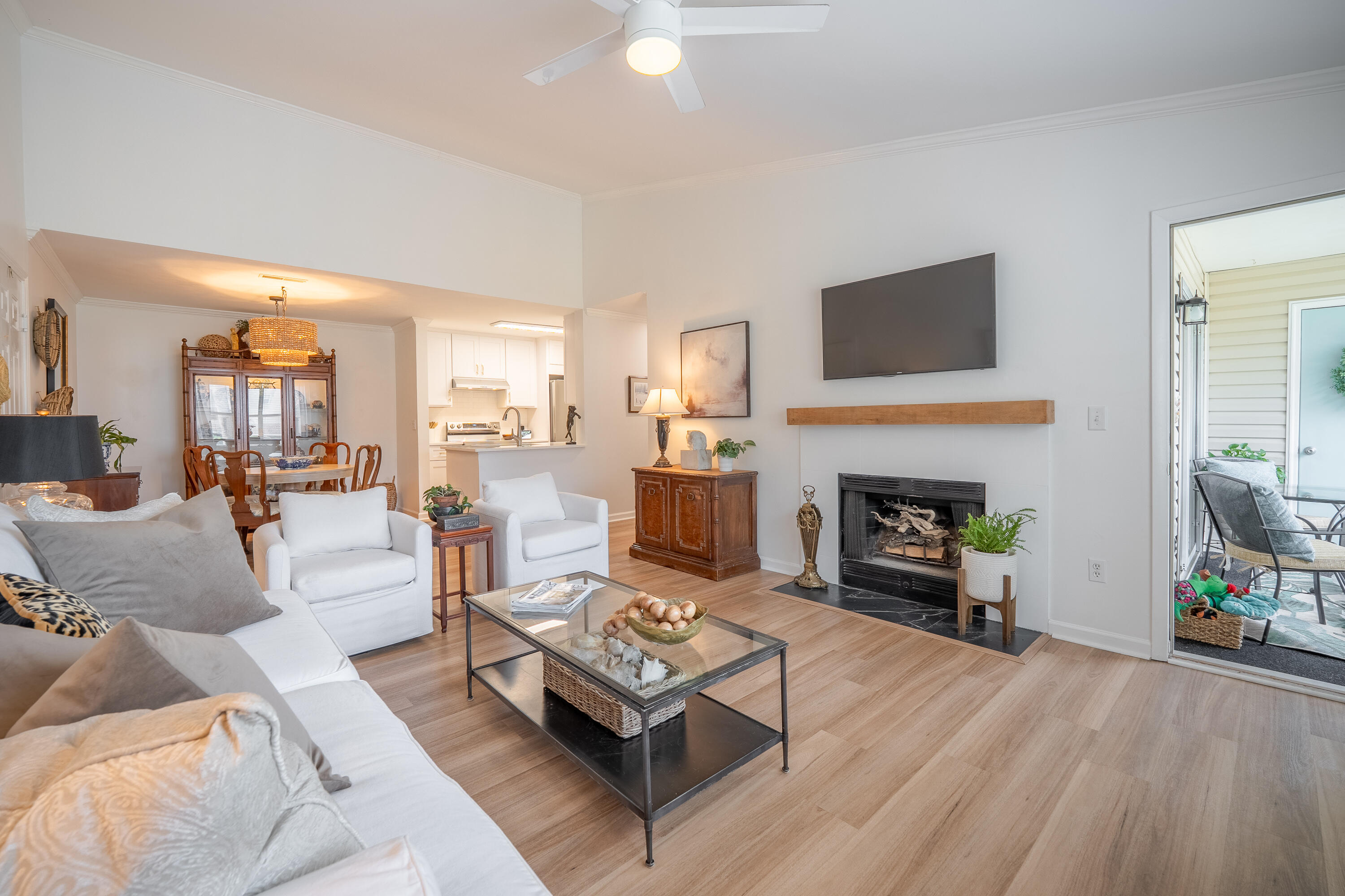 2011 N Highway 17 # 2300f