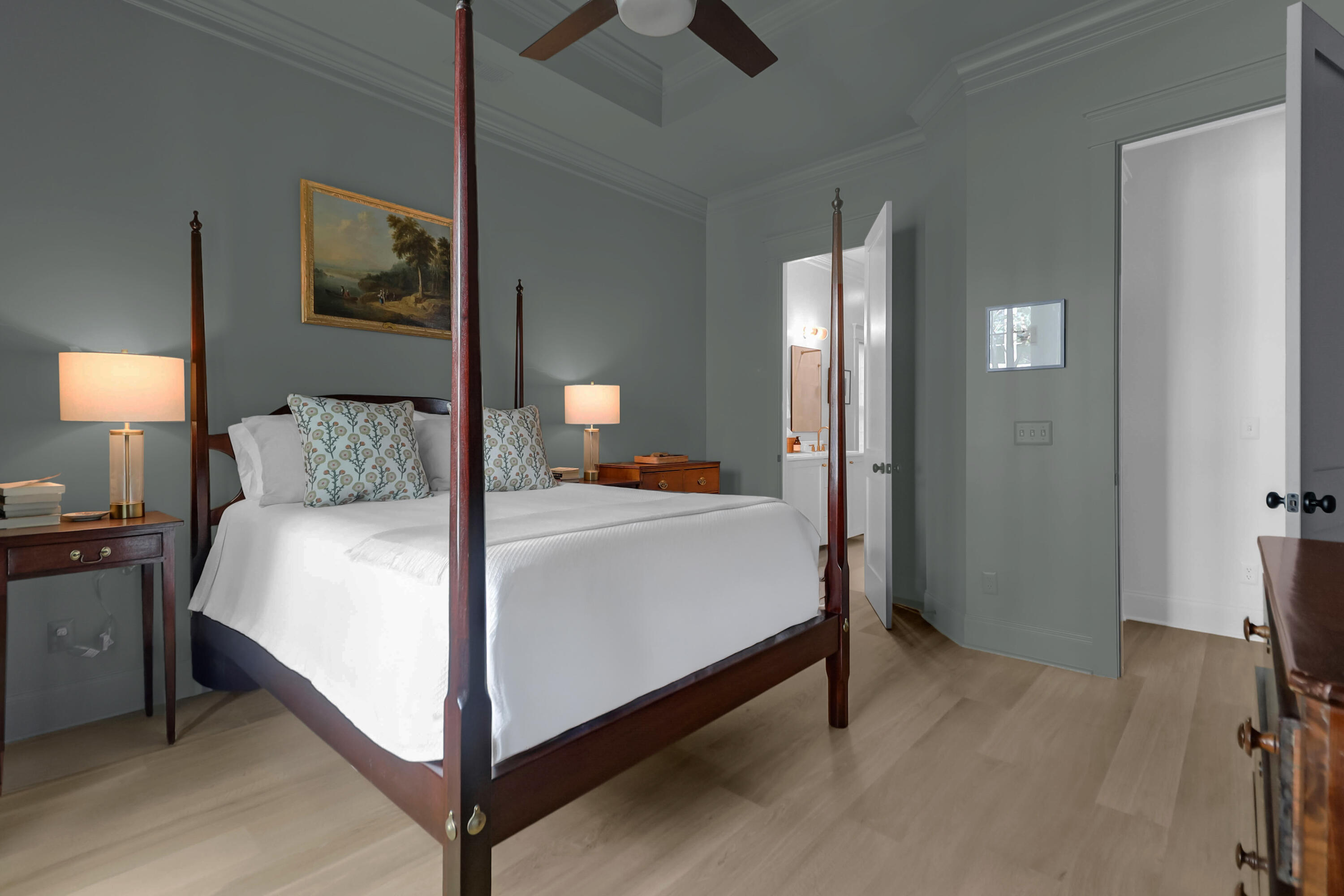 2425 Louisville Street