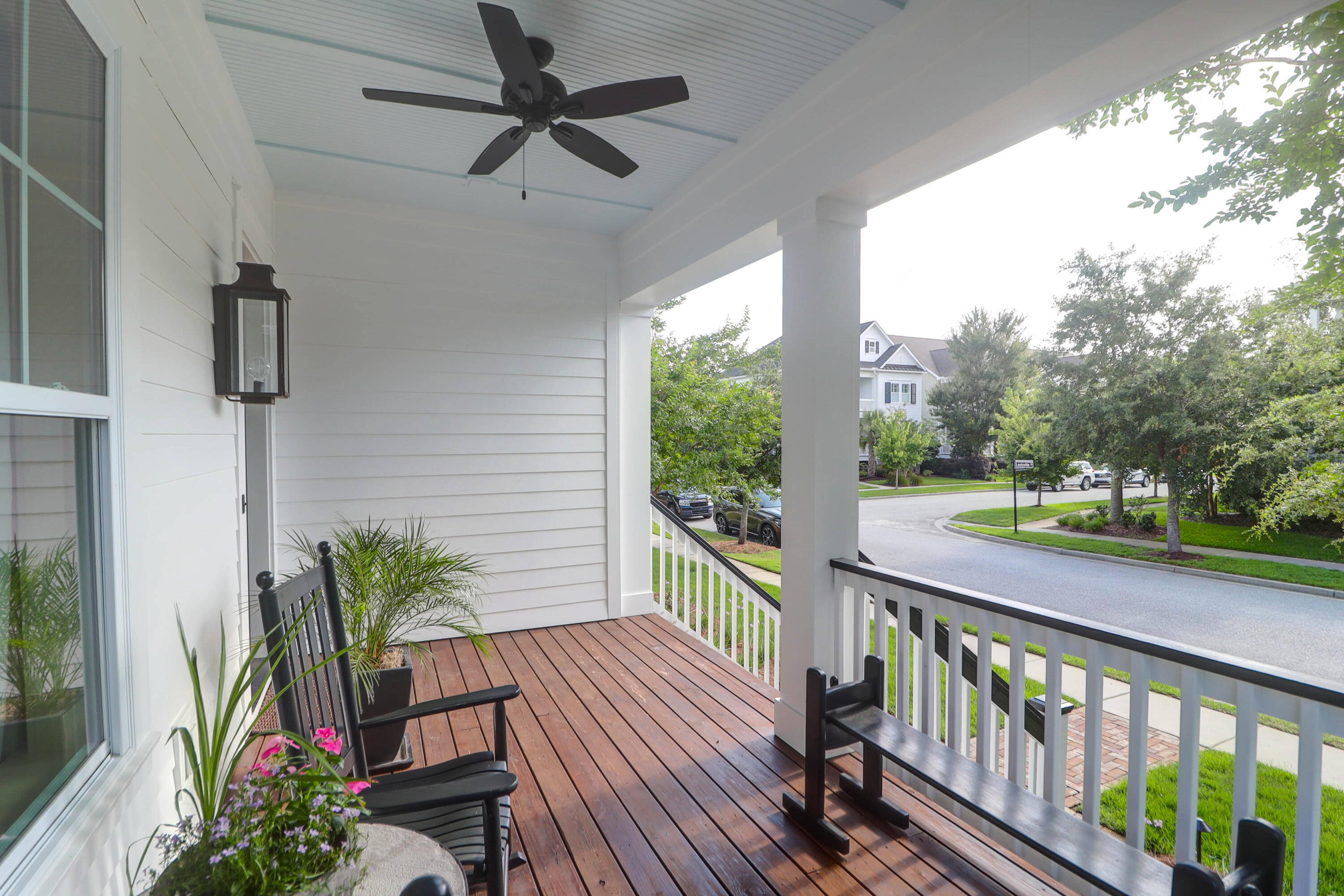 2425 Louisville Street