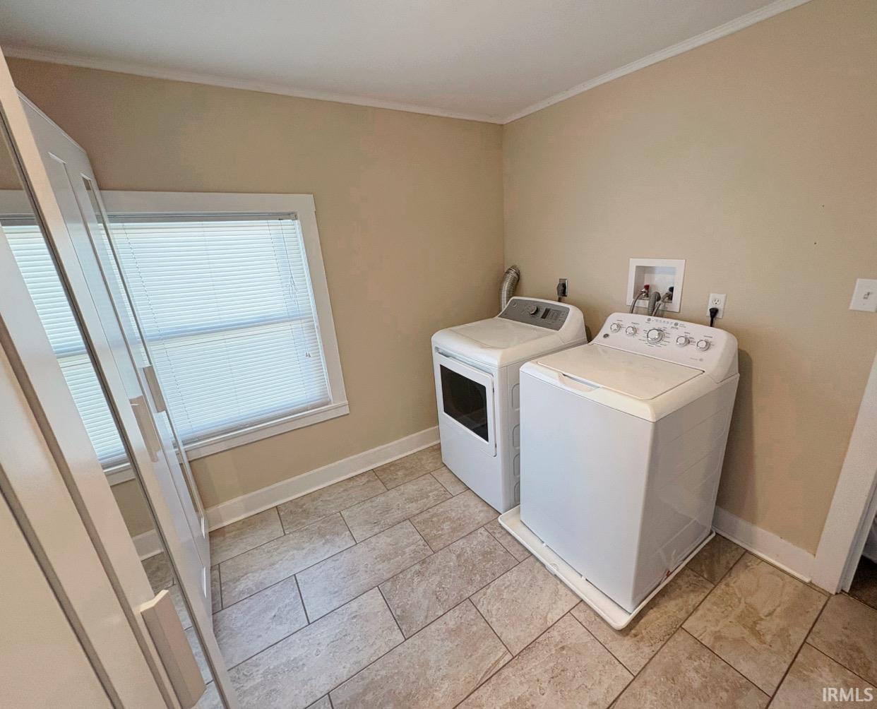 318 N Cornell Circle