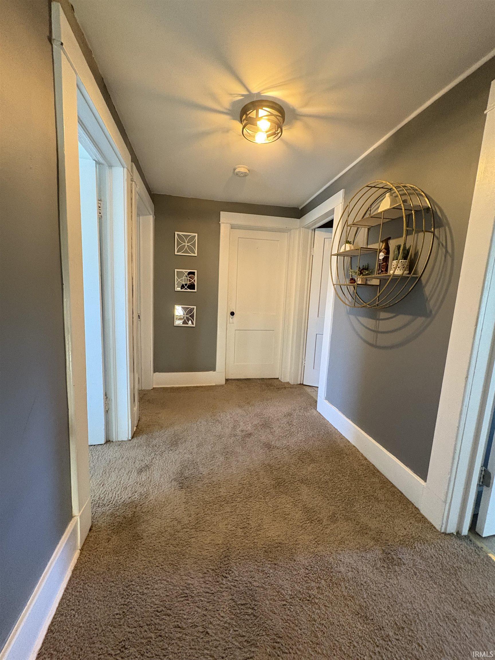 318 N Cornell Circle