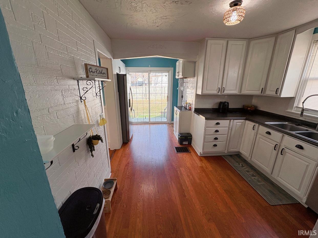 318 N Cornell Circle